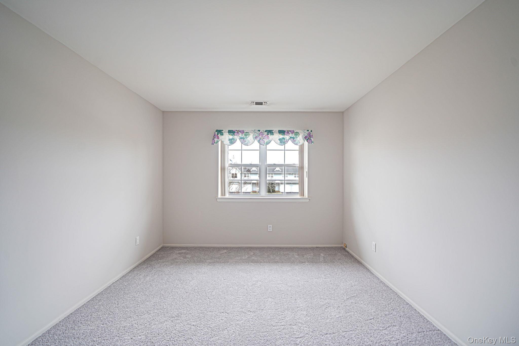 #16 photo, 18 Summerfield Circle, Central Islip , NY 11722