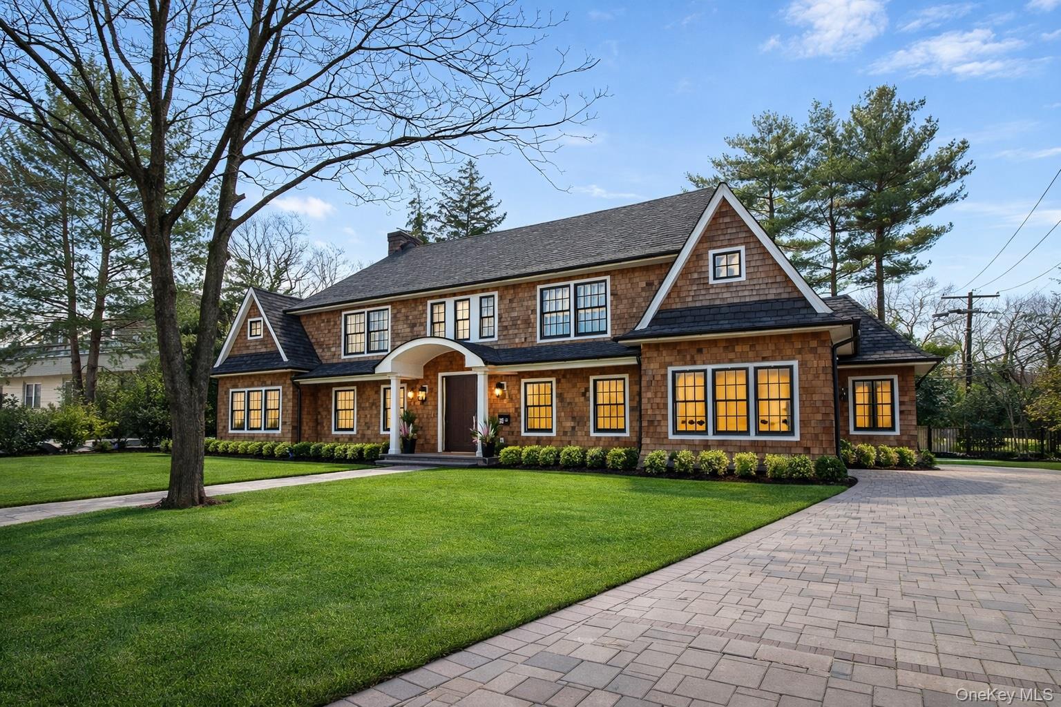 #4 photo, Pettit Drive, Dix Hills , NY 11746