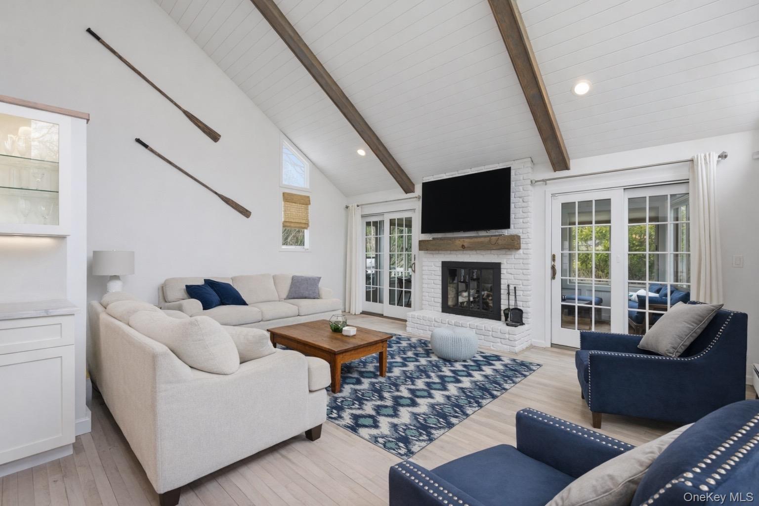 #4 photo, 1 Canal Way, Hampton Bays , NY 11946