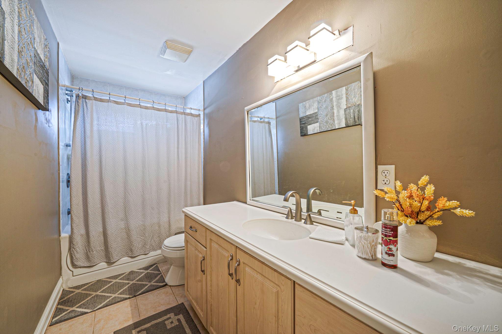 #13 photo, 83 Revilo Avenue, Shirley , NY 11967