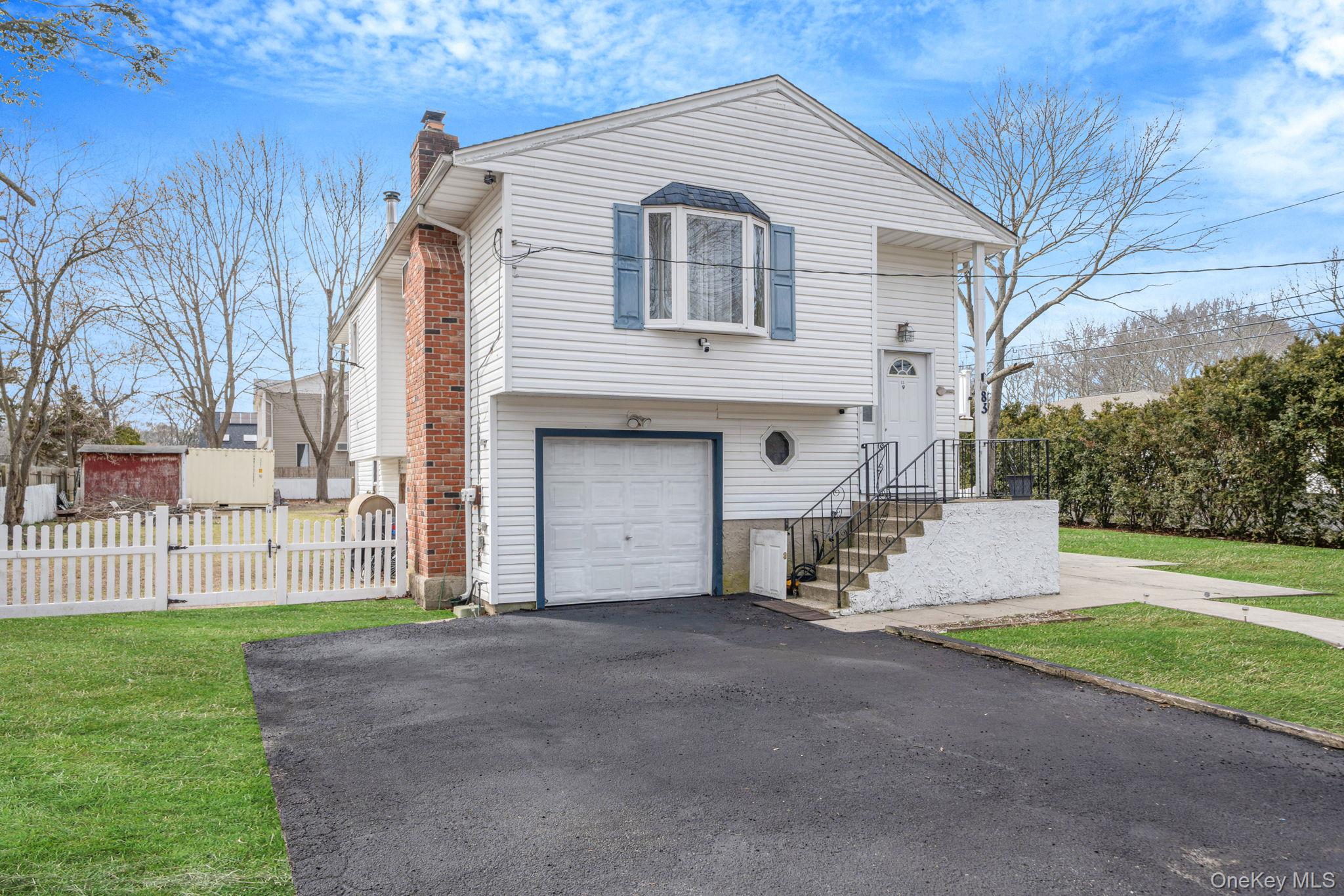 #2 photo, 83 Revilo Avenue, Shirley , NY 11967