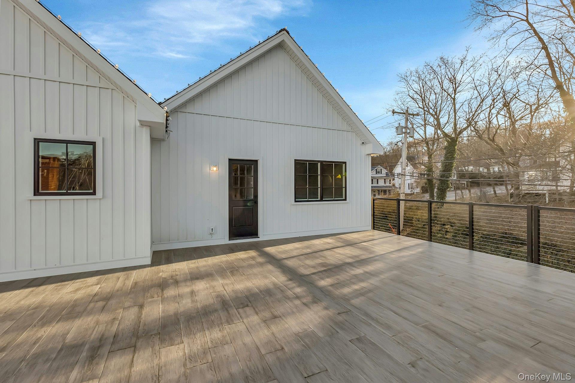 #2 photo, 156 W Broadway, Port Jefferson , NY 11777