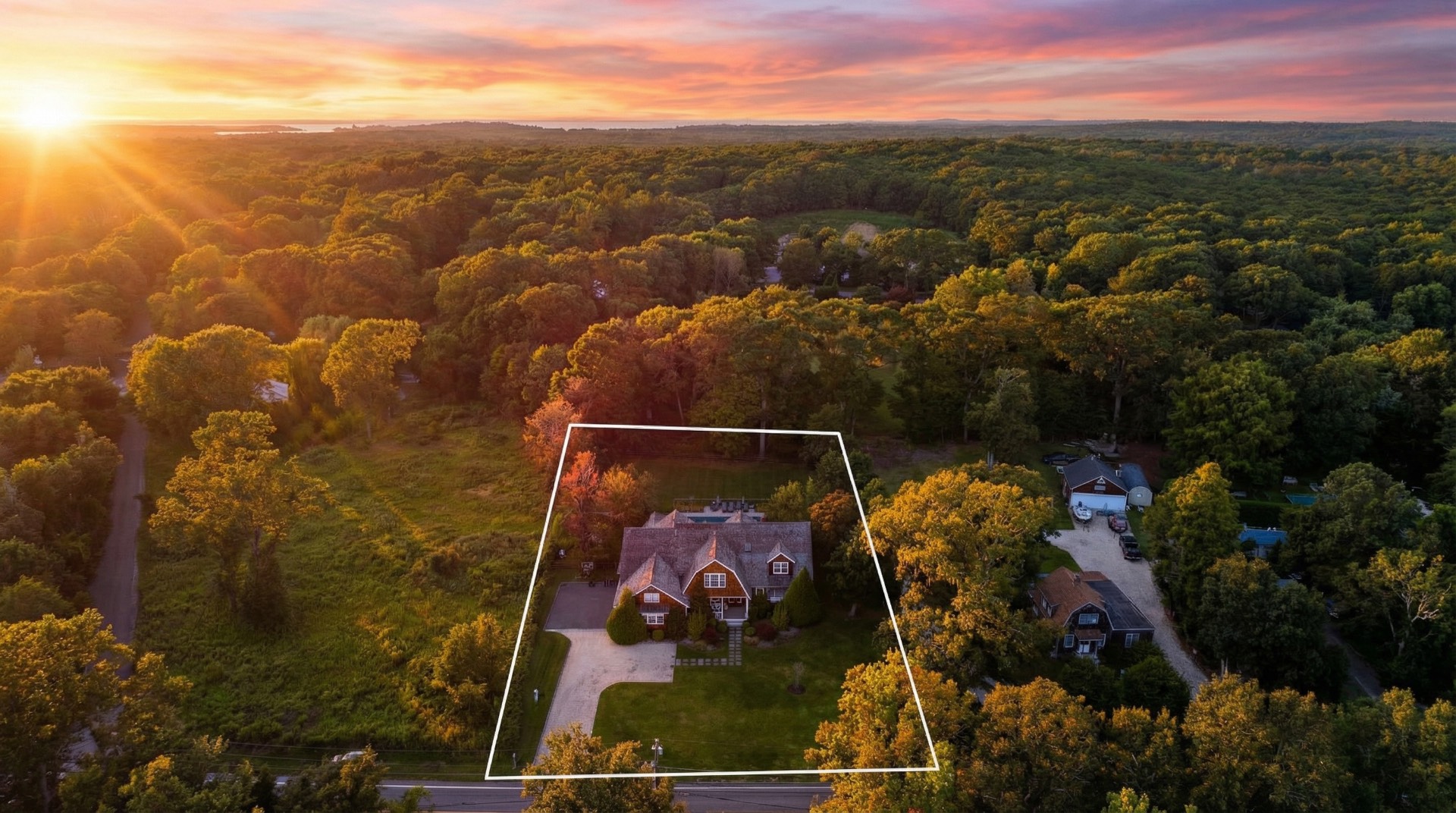 #2 photo, 113 Sebonac Road, Саффолк ‖ Southampton , NY 11968