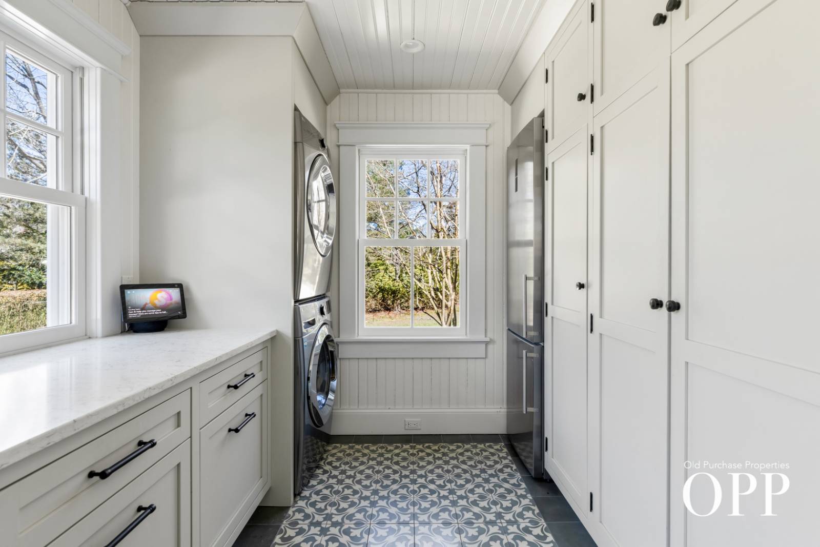 #18 photo, 24 SOUTH HOWELLS PT ROAD, সাফোক কাউন্টি BELLPORT VILLAGE , NY 11713