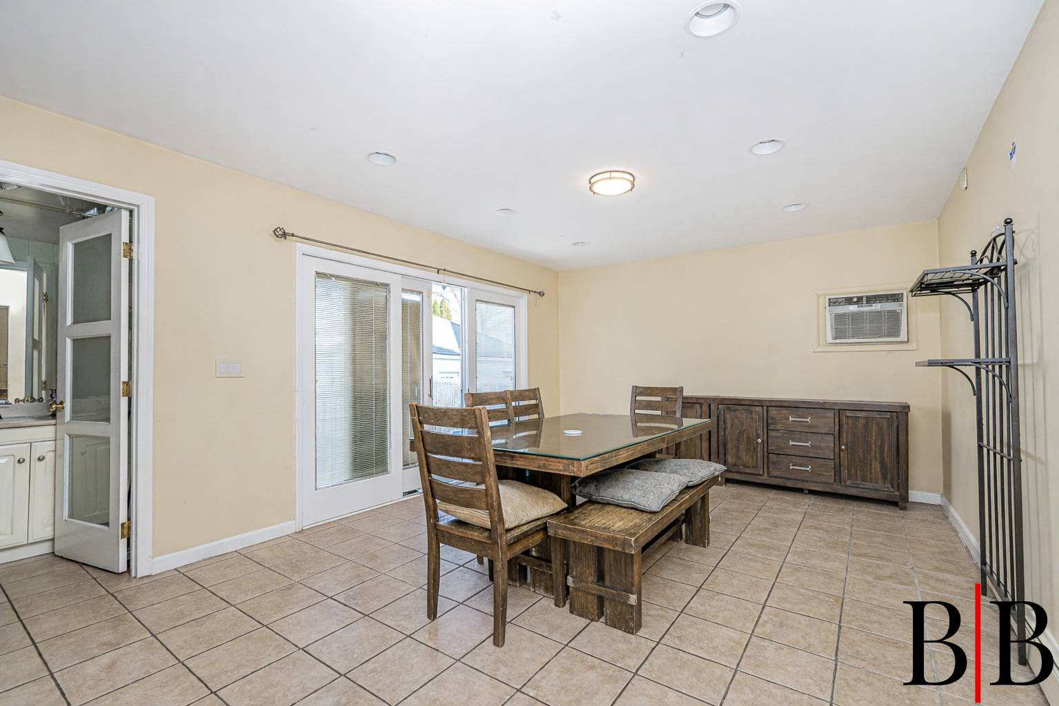 #7 photo, 69 Crystal Avenue, Staten Island , NY 10302