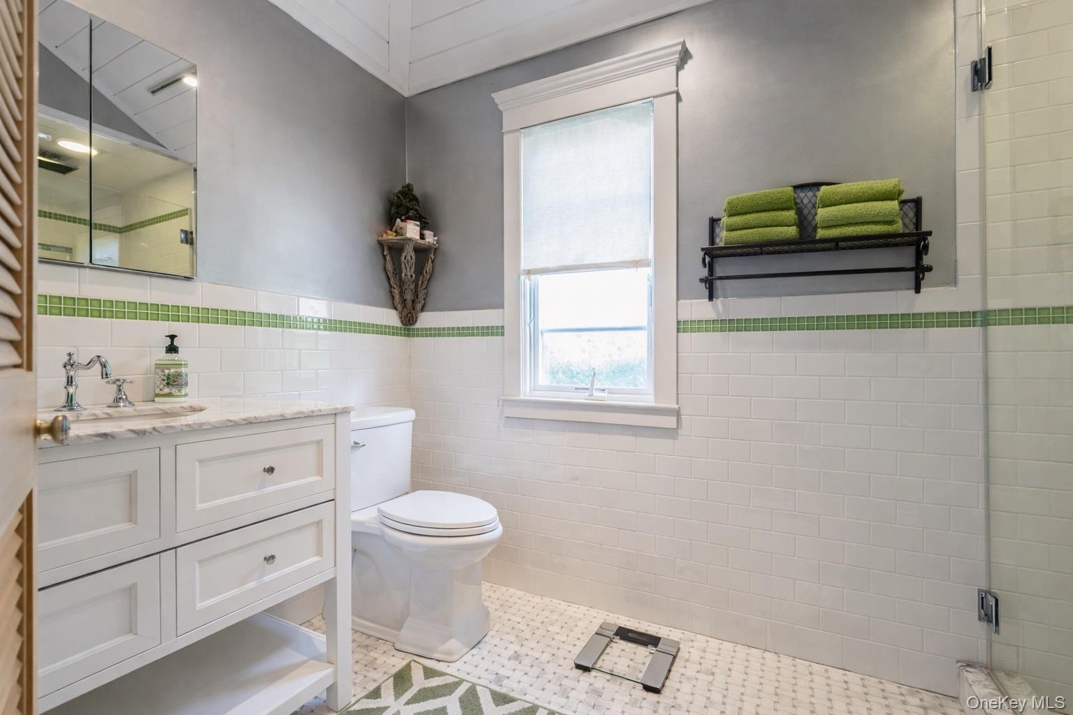 #11 photo, 56 Lamb Avenue, Quogue , NY 11959