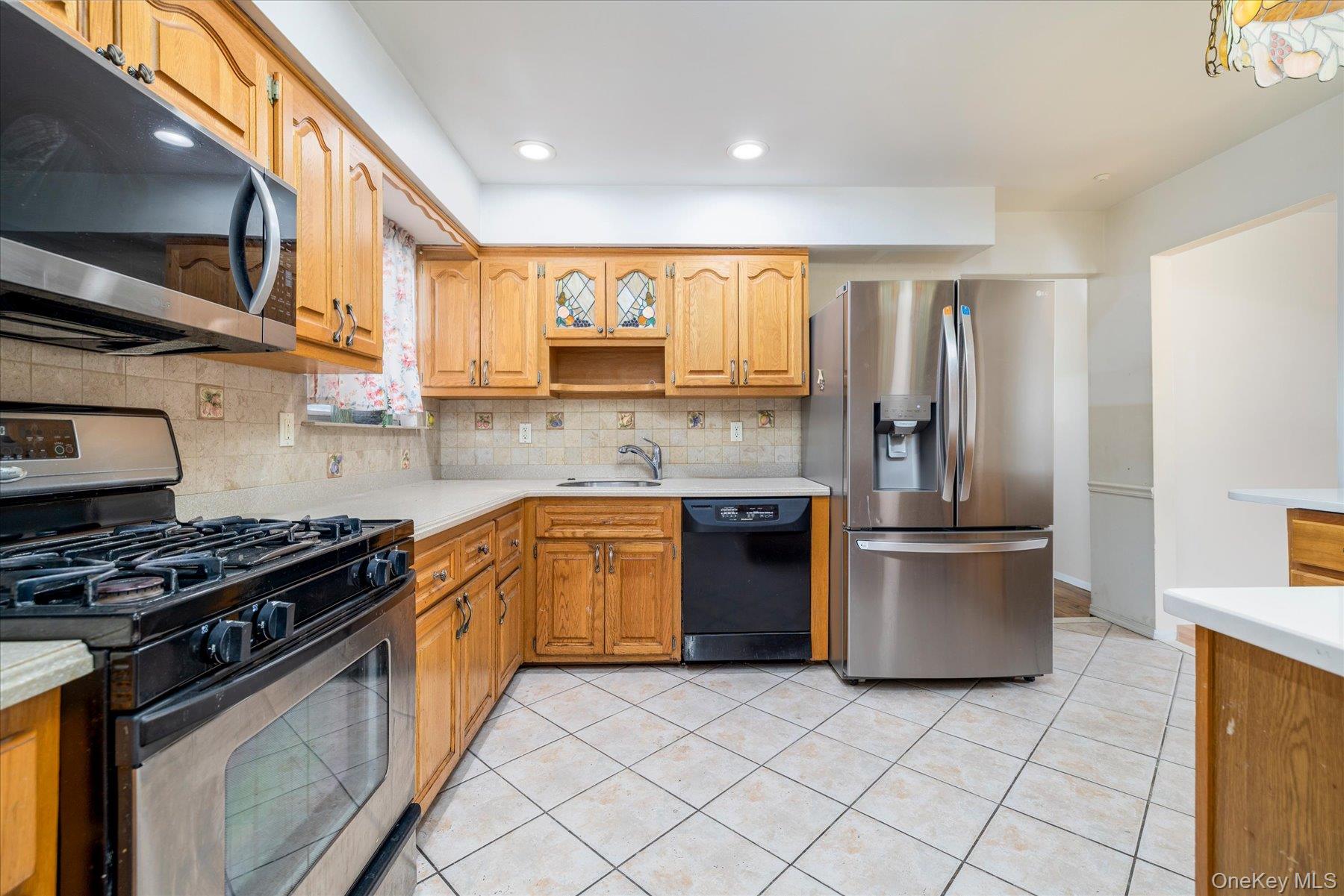 #7 photo, 112 Chestnut Street, Lynbrook , NY 11563