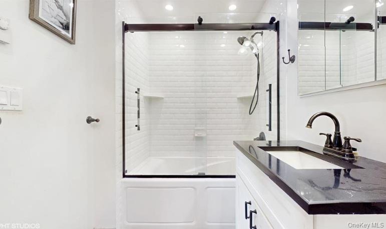 #8 photo, D132 Edgewater, Bronx , NY 10465