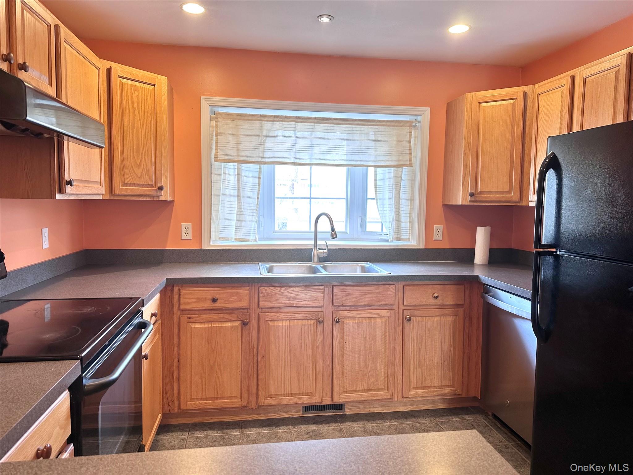 #9 photo, 4806 RIDGECREST Drive, Wappingers Falls , NY 12590