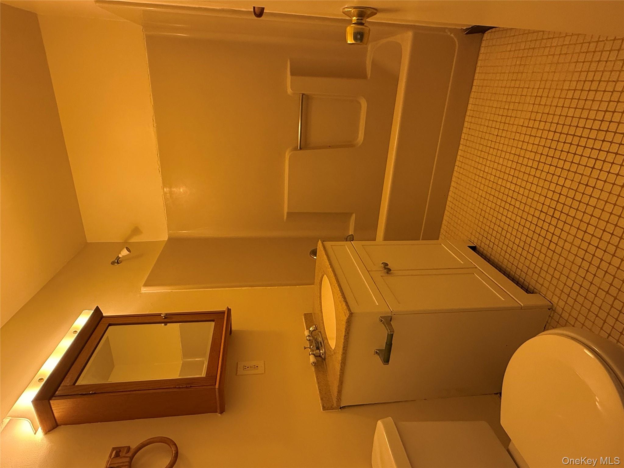 #12 photo, 33 OAK, Walden , NY 12586