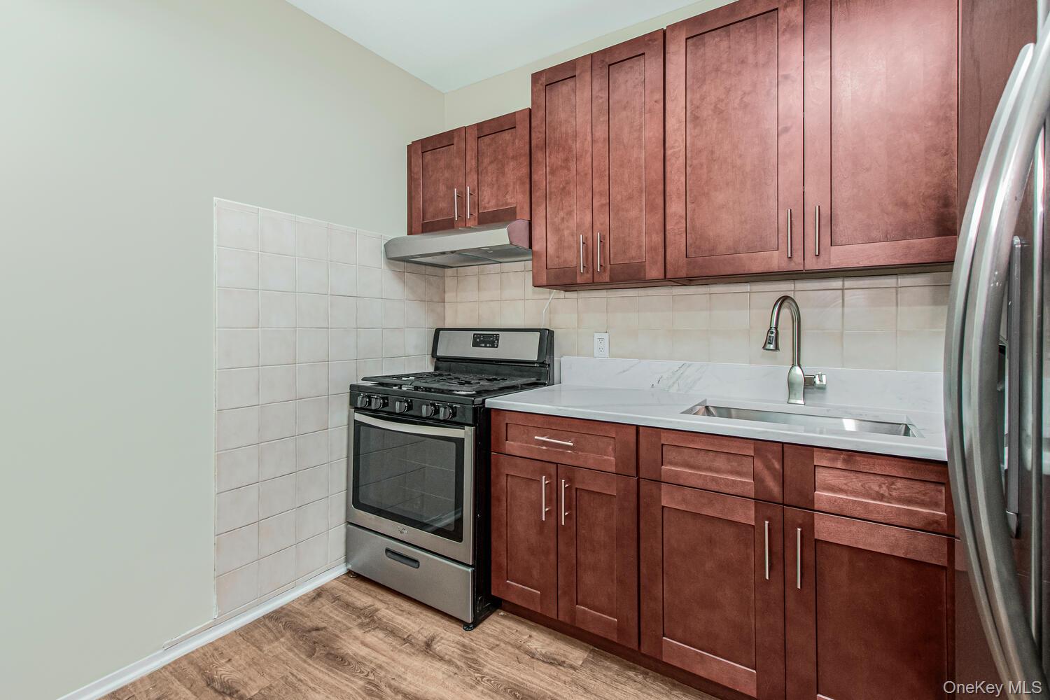 #6 photo, 162 Ellery Street, Brooklyn , NY 11206