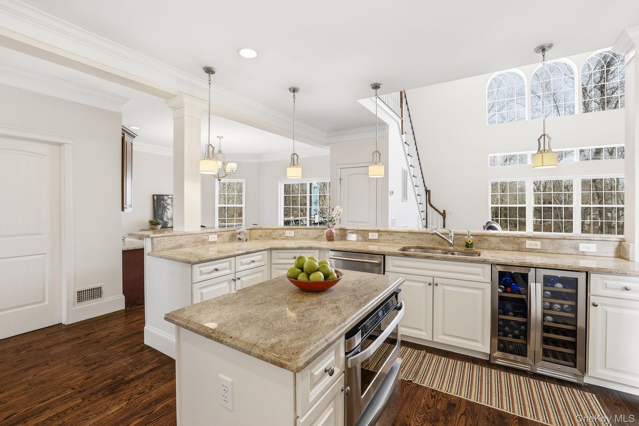 #13 photo, 5 Morning View Court, Chappaqua , NY 10514