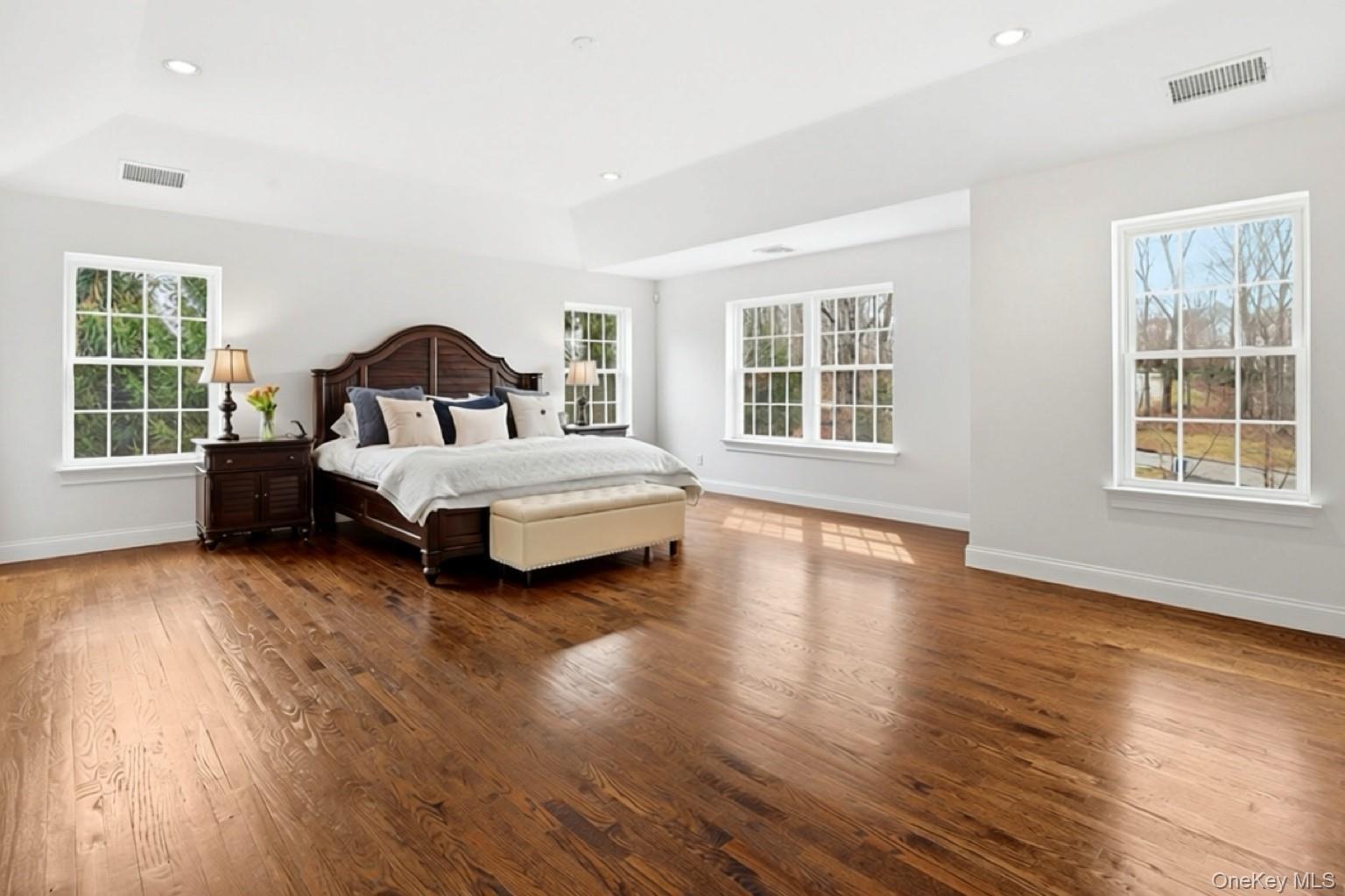 #18 photo, 5 Morning View Court, Chappaqua , NY 10514