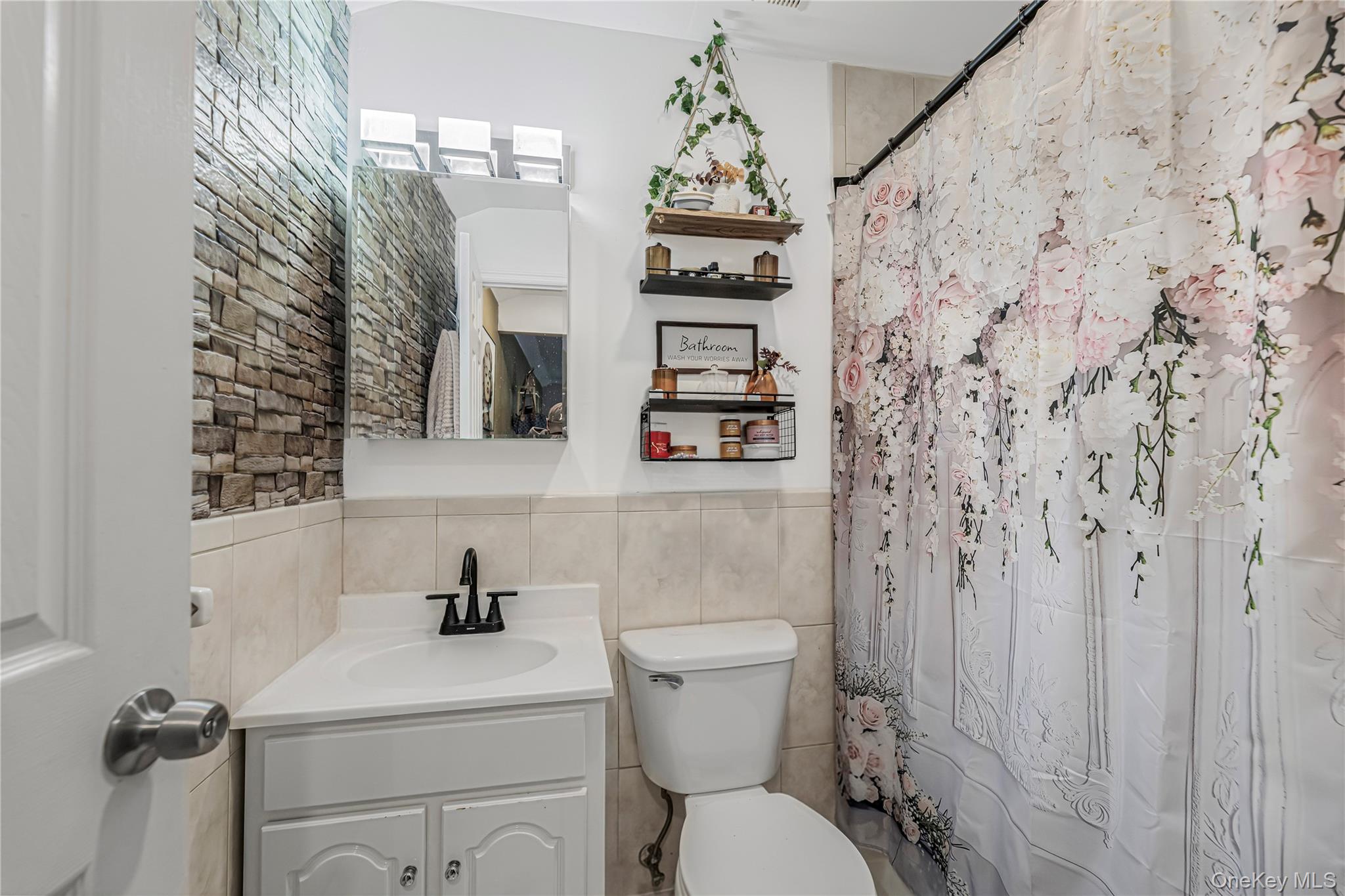 #16 photo, 244 Prentiss Avenue, Bronx , NY 10465