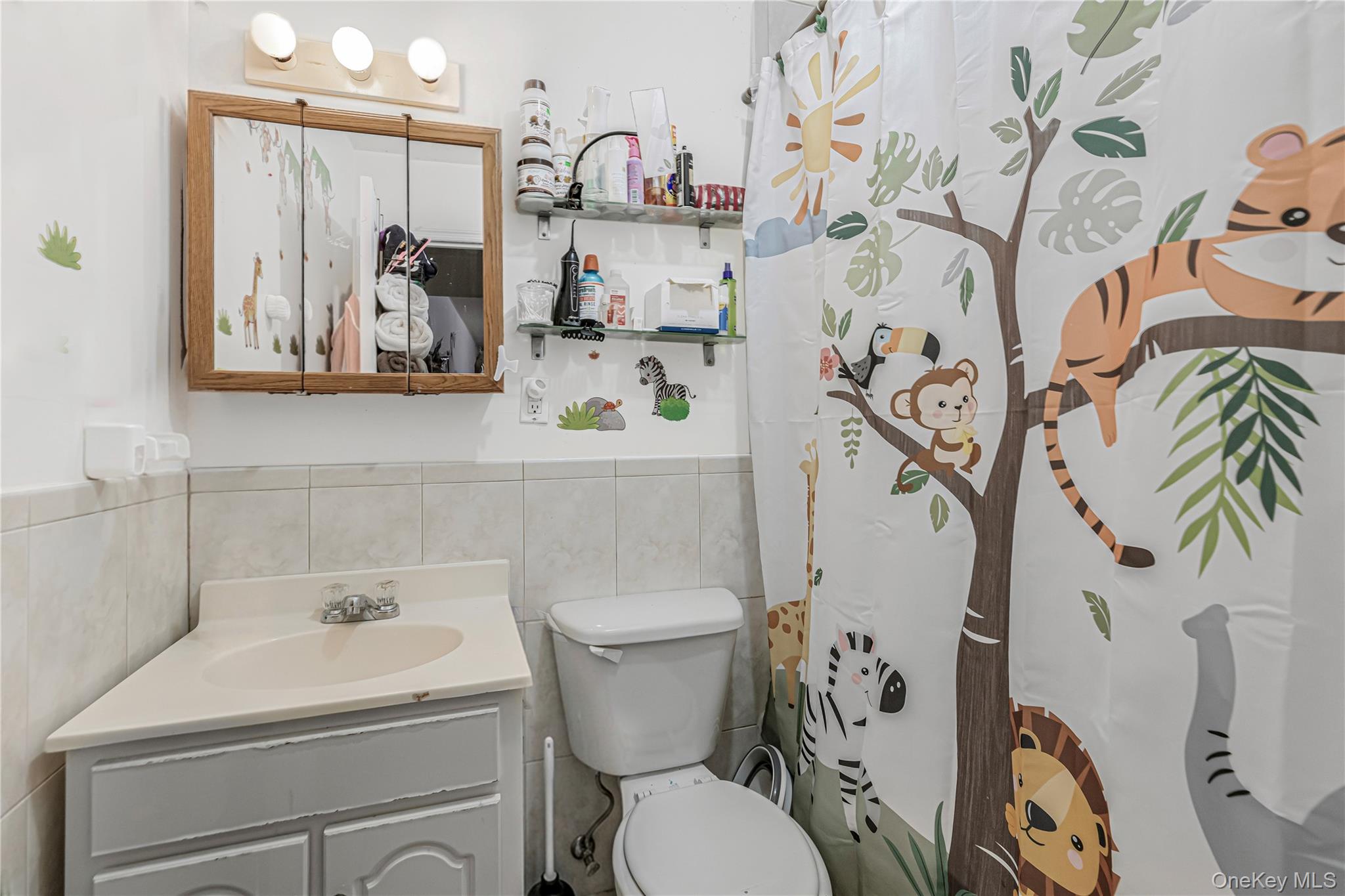 #7 photo, 244 Prentiss Avenue, Bronx , NY 10465