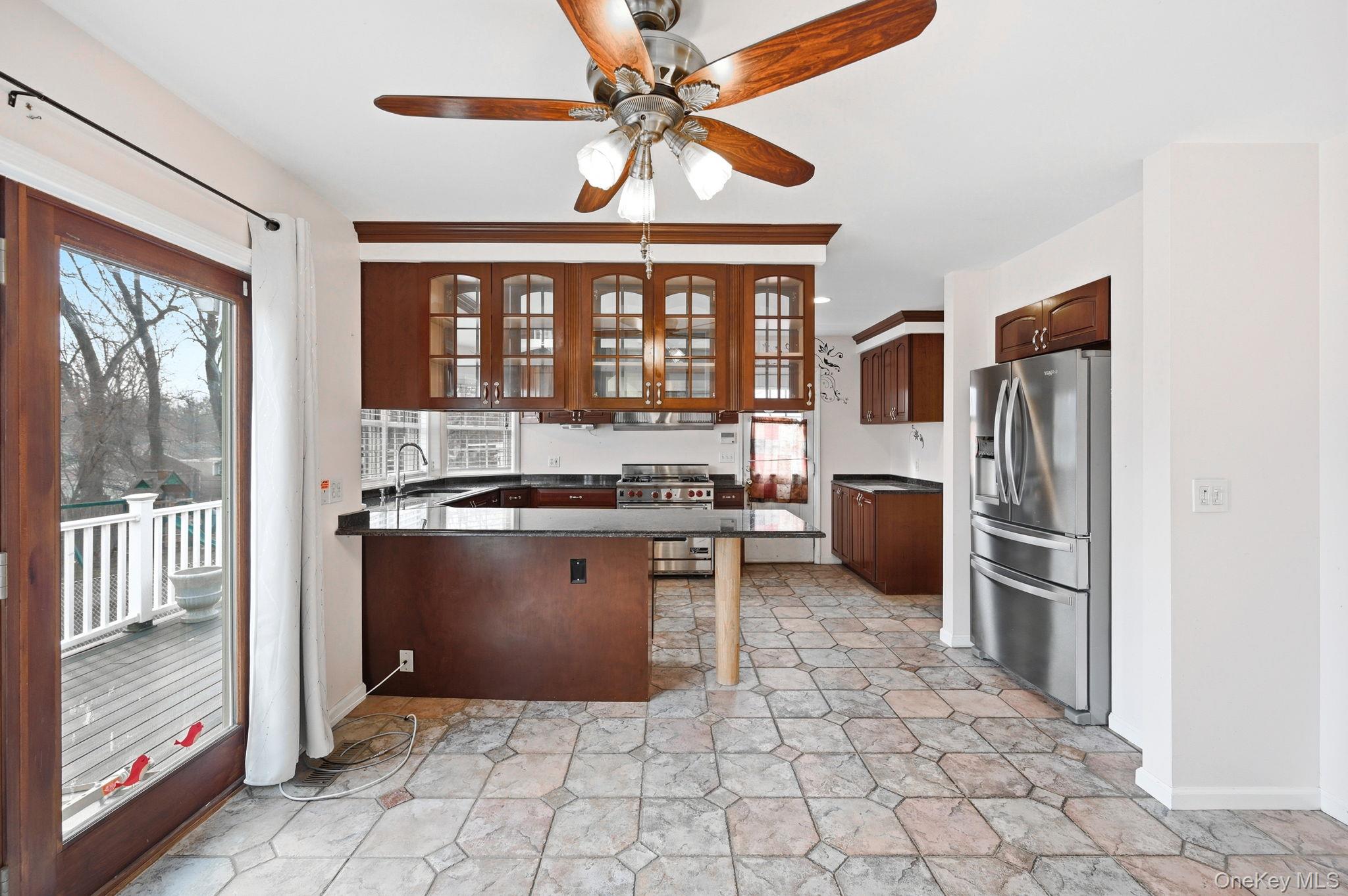 #11 photo, 186 Violet Avenue, Poughkeepsie , NY 12601