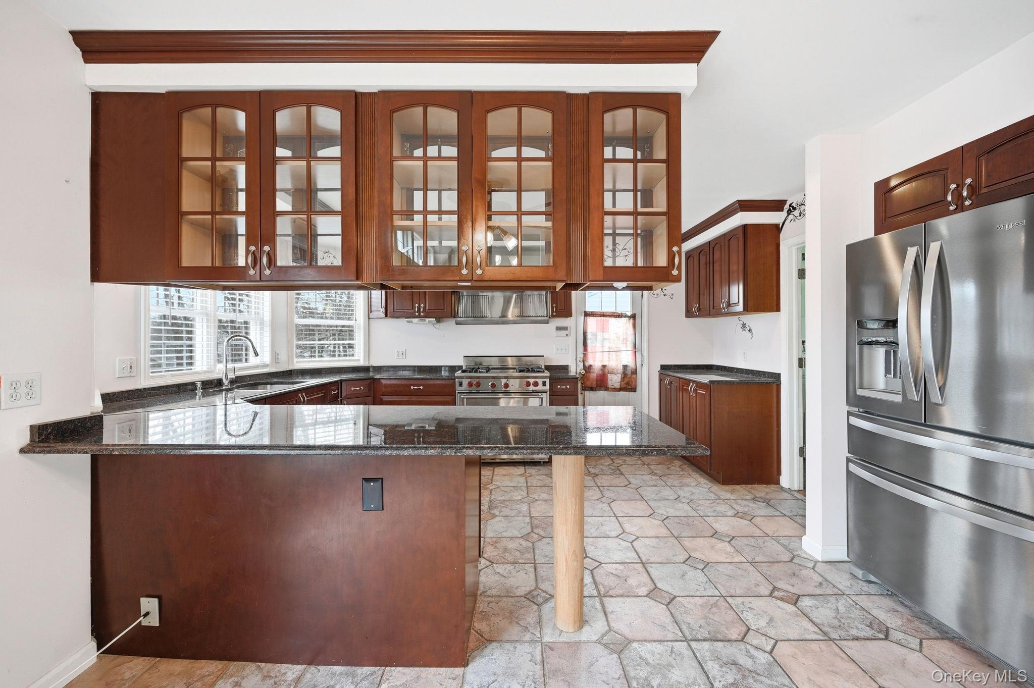 #16 photo, 186 Violet Avenue, Poughkeepsie , NY 12601