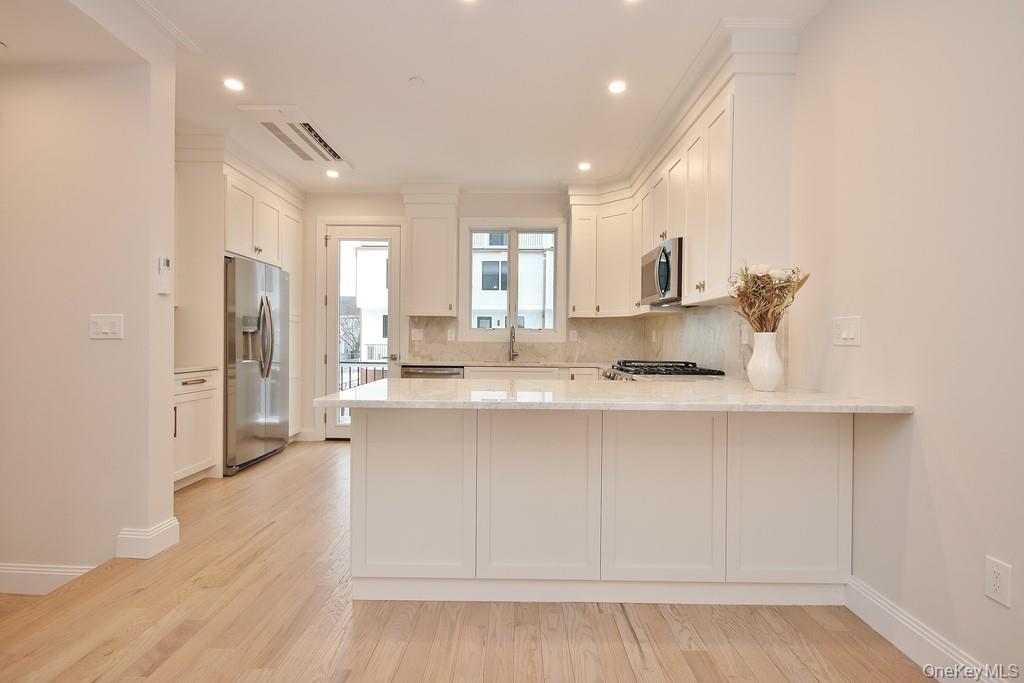 #7 photo, 34 Andrews Lane, Sleepy Hollow , NY 10591