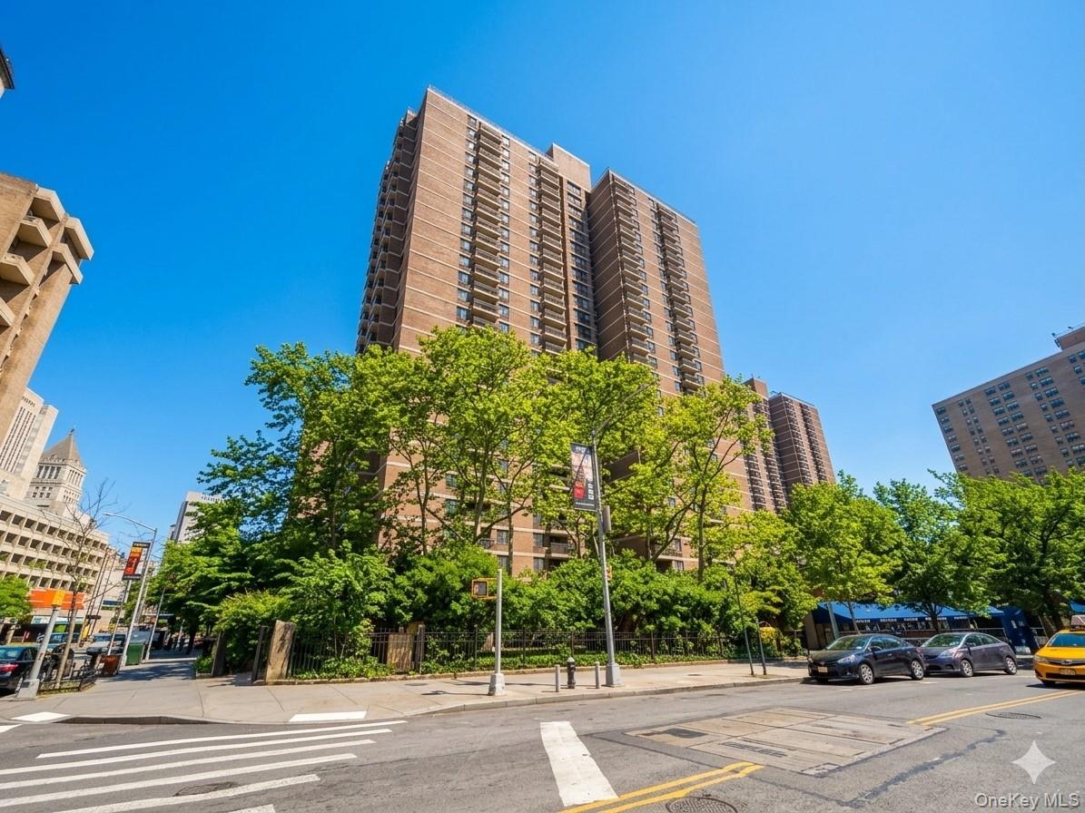 #12 photo, 77 Fulton Street, New York (Manhattan) , NY 10038