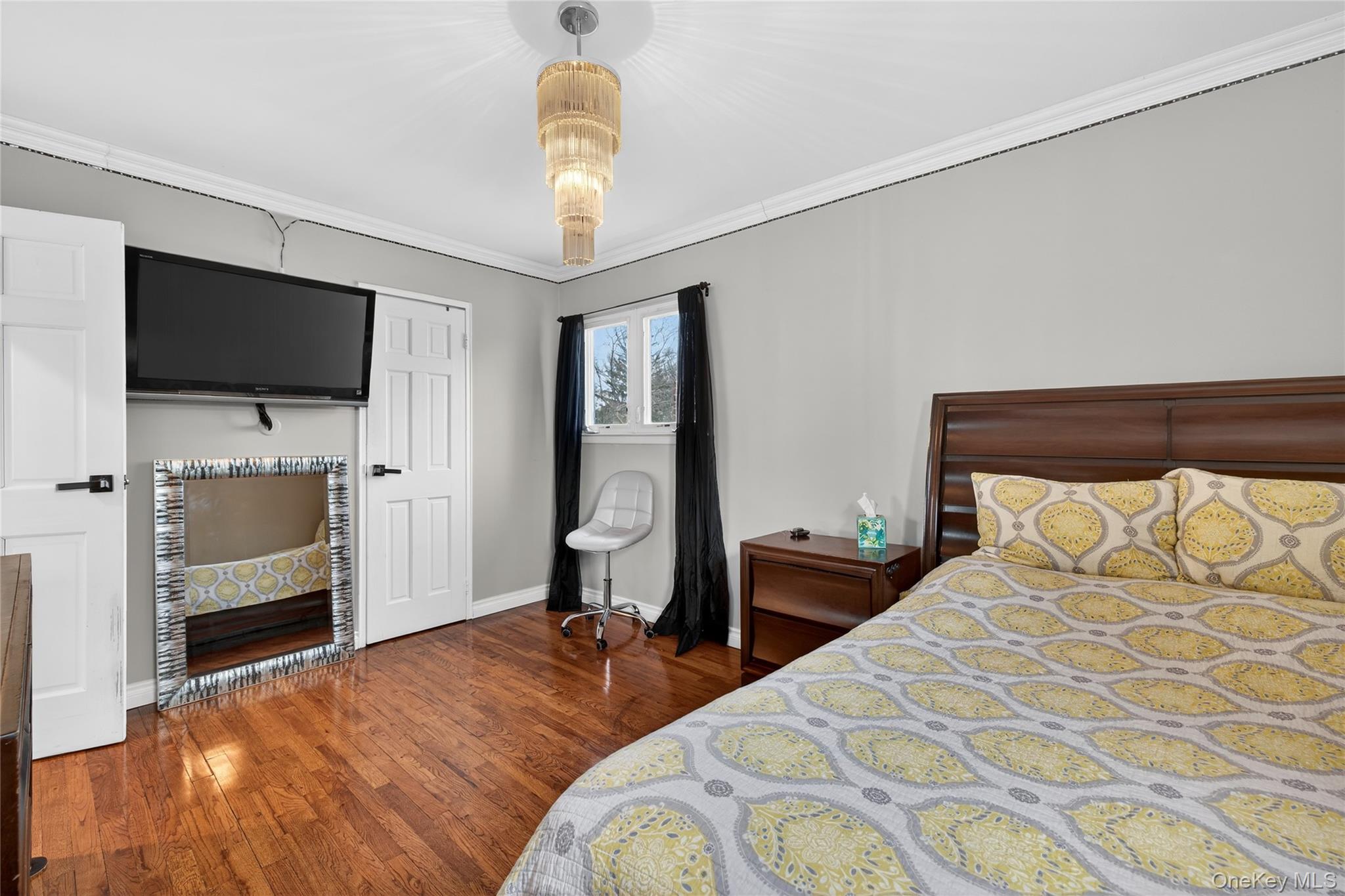 #16 photo, 11 Dorchester Drive, सफ़ोक काउंटी Coram , NY 11727