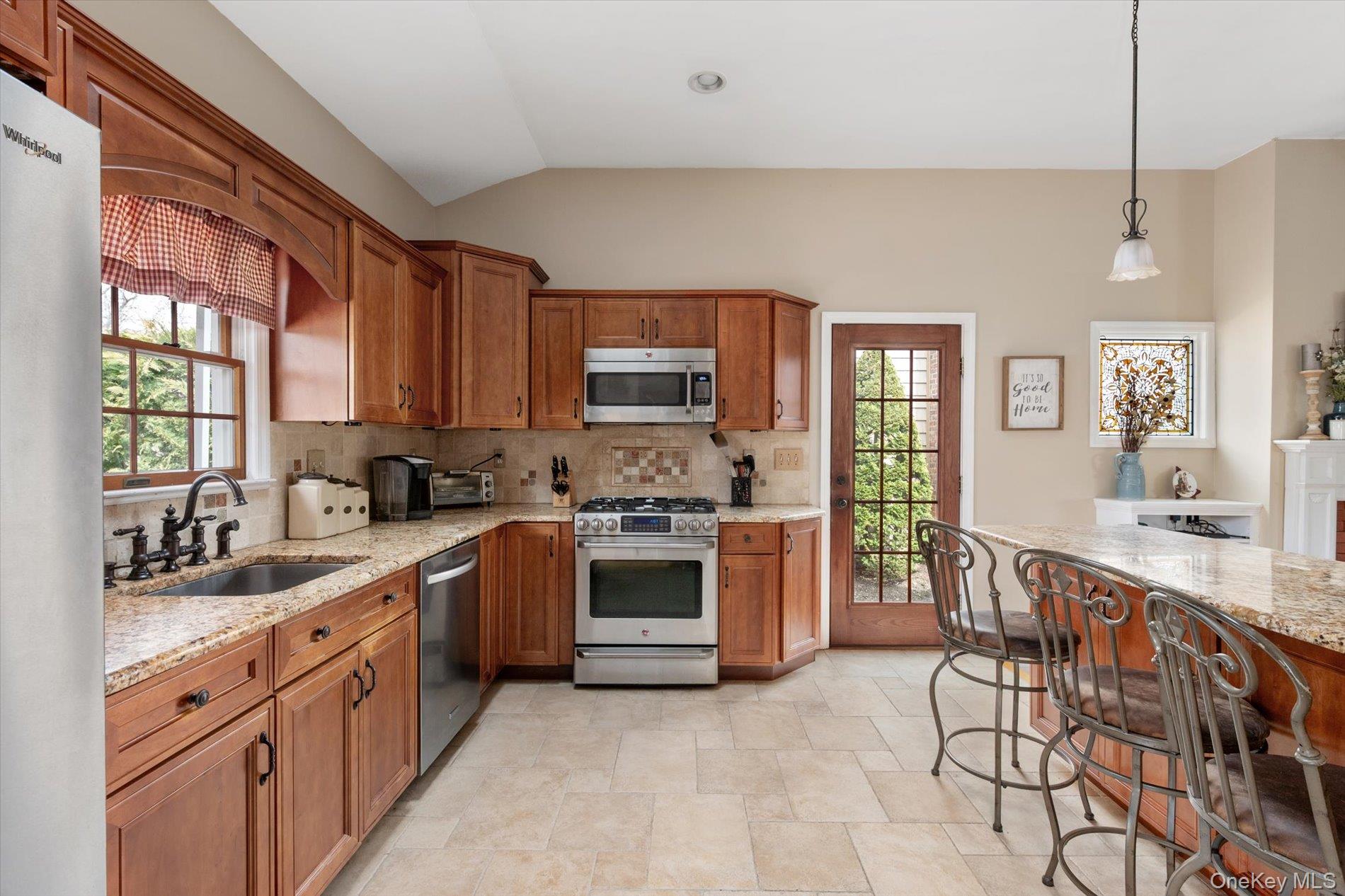 #8 photo, 3585 Amherst Drive, 長島 Wantagh , NY 11793