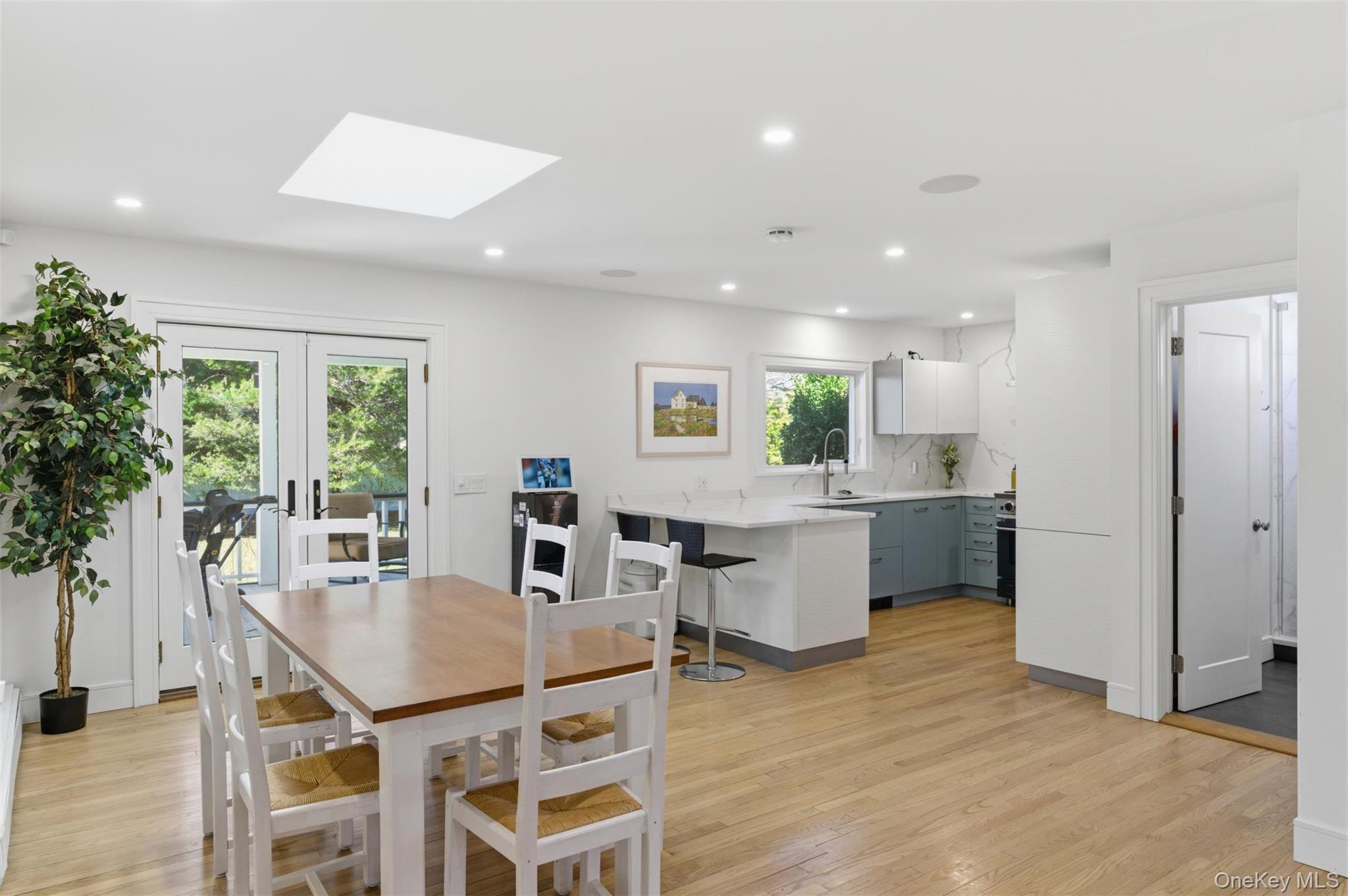 #12 photo, 205 4th Street, সাফোক কাউন্টি East Northport , NY 11731