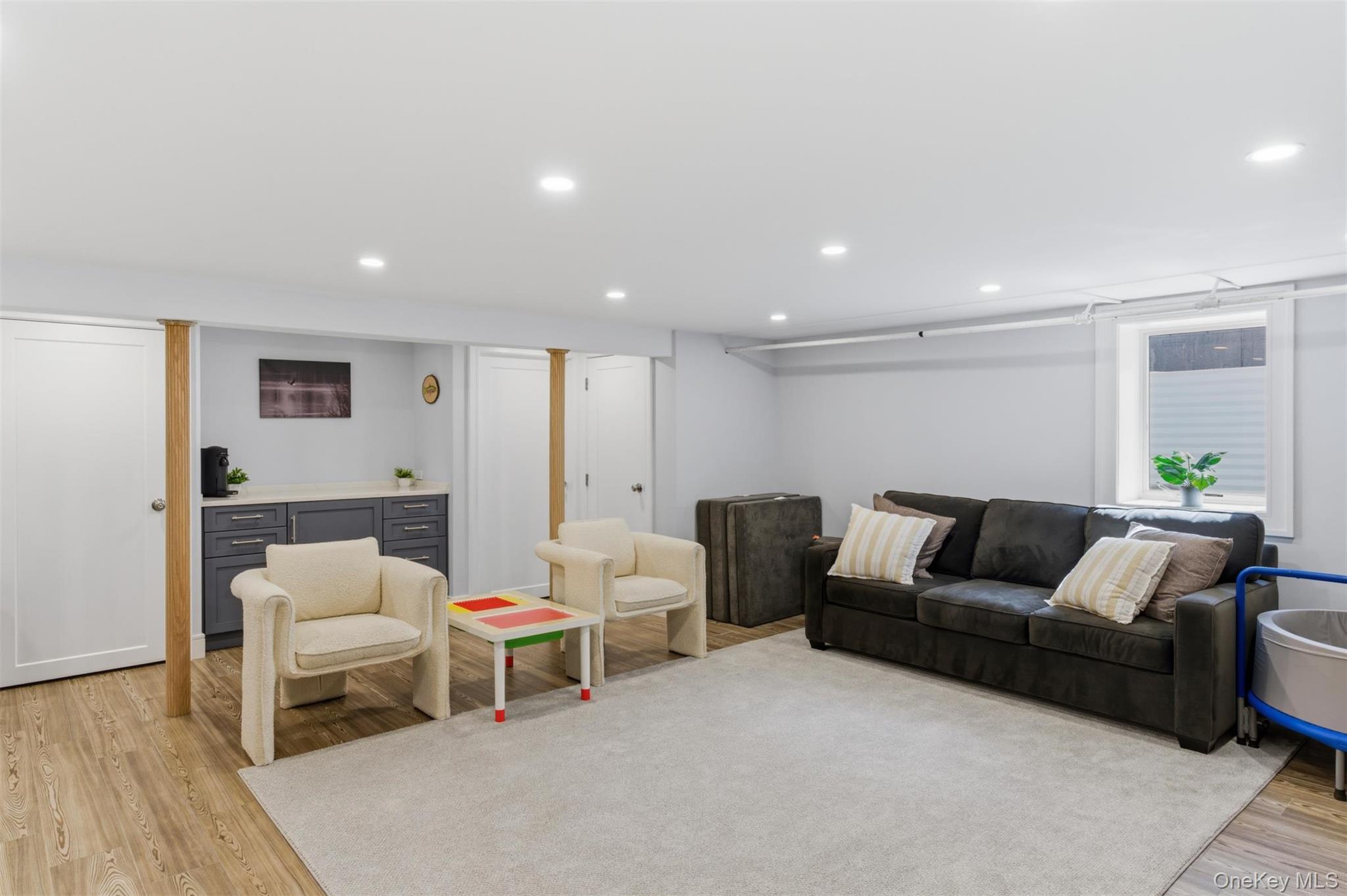 #17 photo, 205 4th Street, সাফোক কাউন্টি East Northport , NY 11731