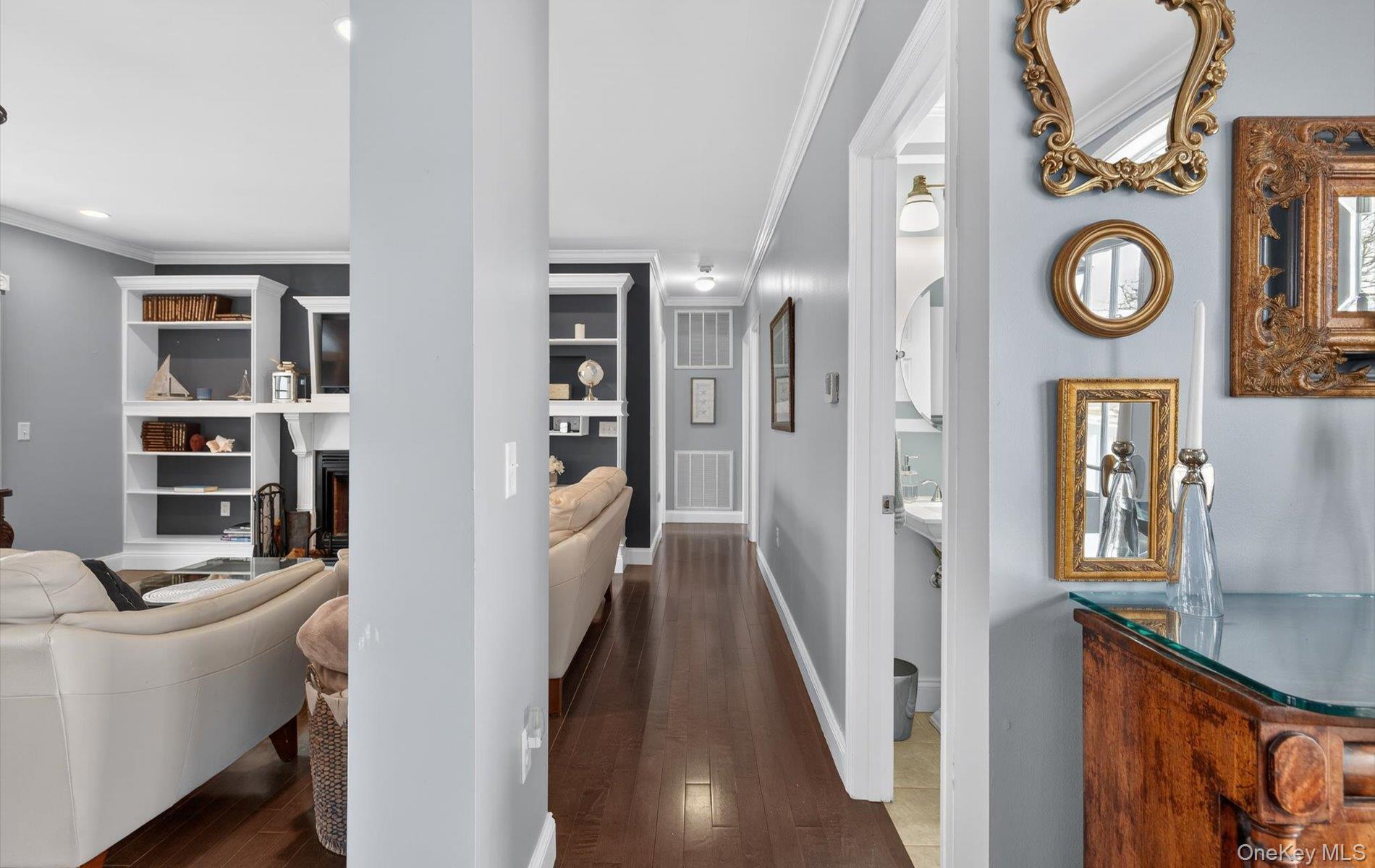 #13 photo, 108 Awixa Avenue, सफ़ोक काउंटी Bay Shore , NY 11706