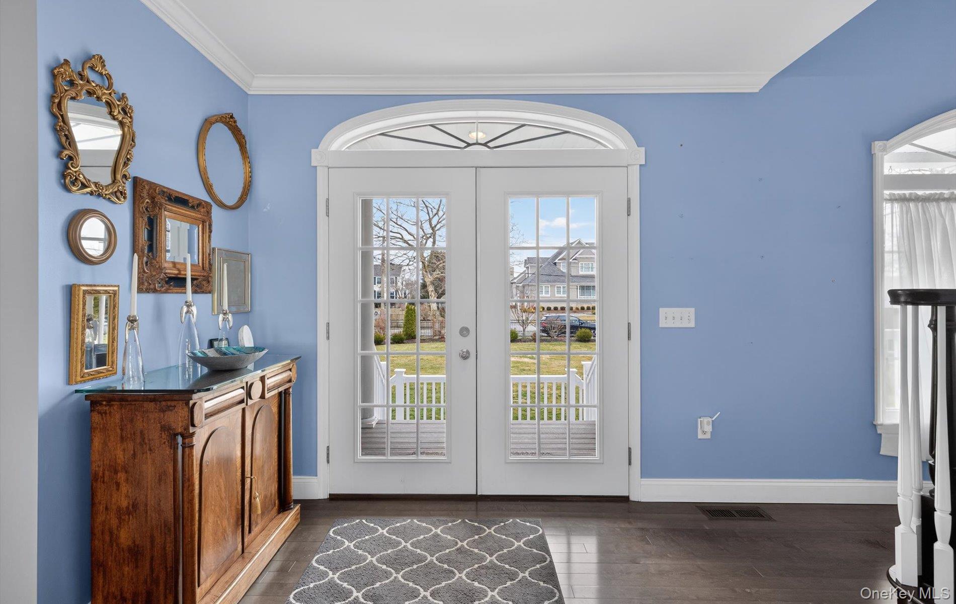 #3 photo, 108 Awixa Avenue, सफ़ोक काउंटी Bay Shore , NY 11706