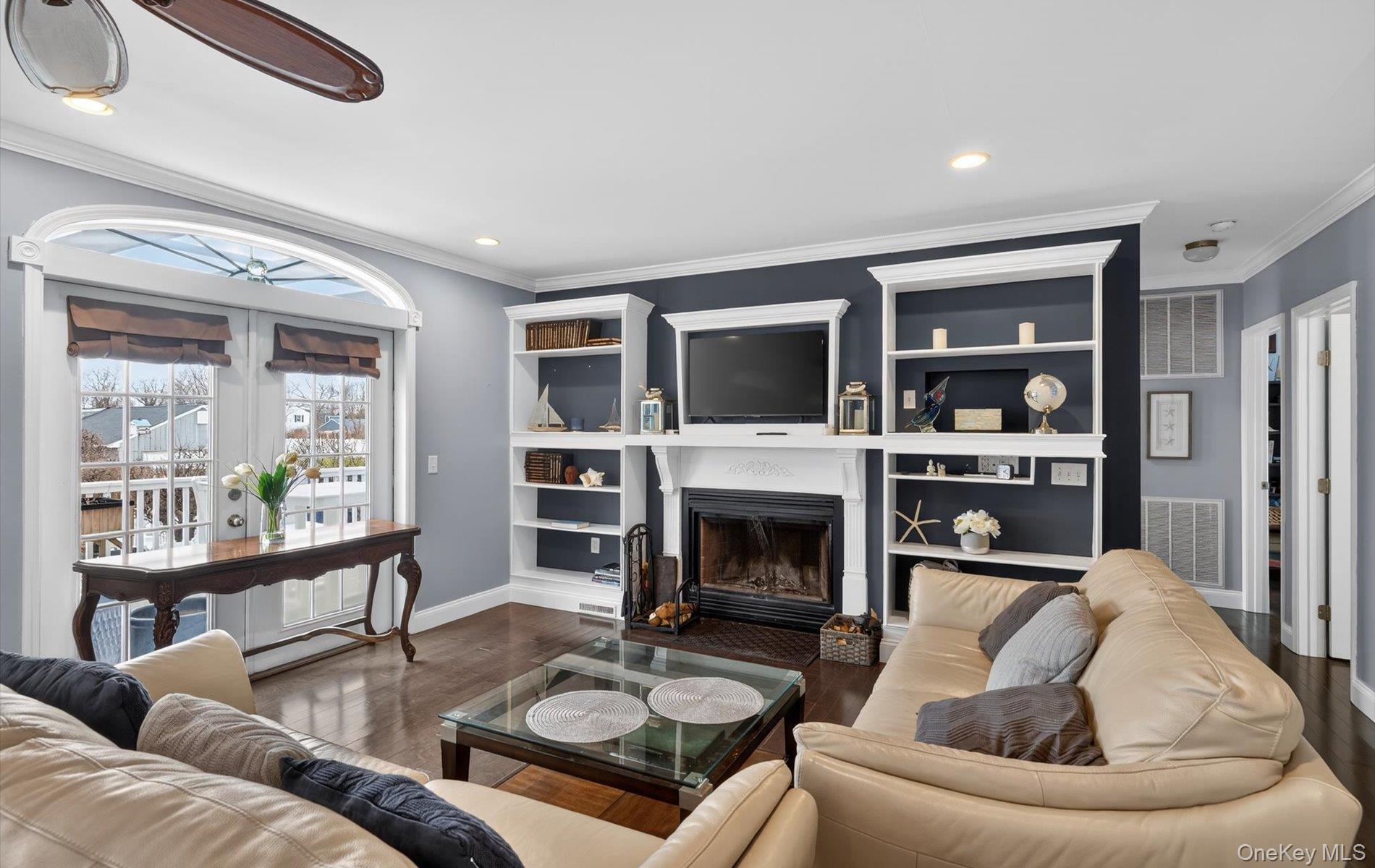 #5 photo, 108 Awixa Avenue, सफ़ोक काउंटी Bay Shore , NY 11706