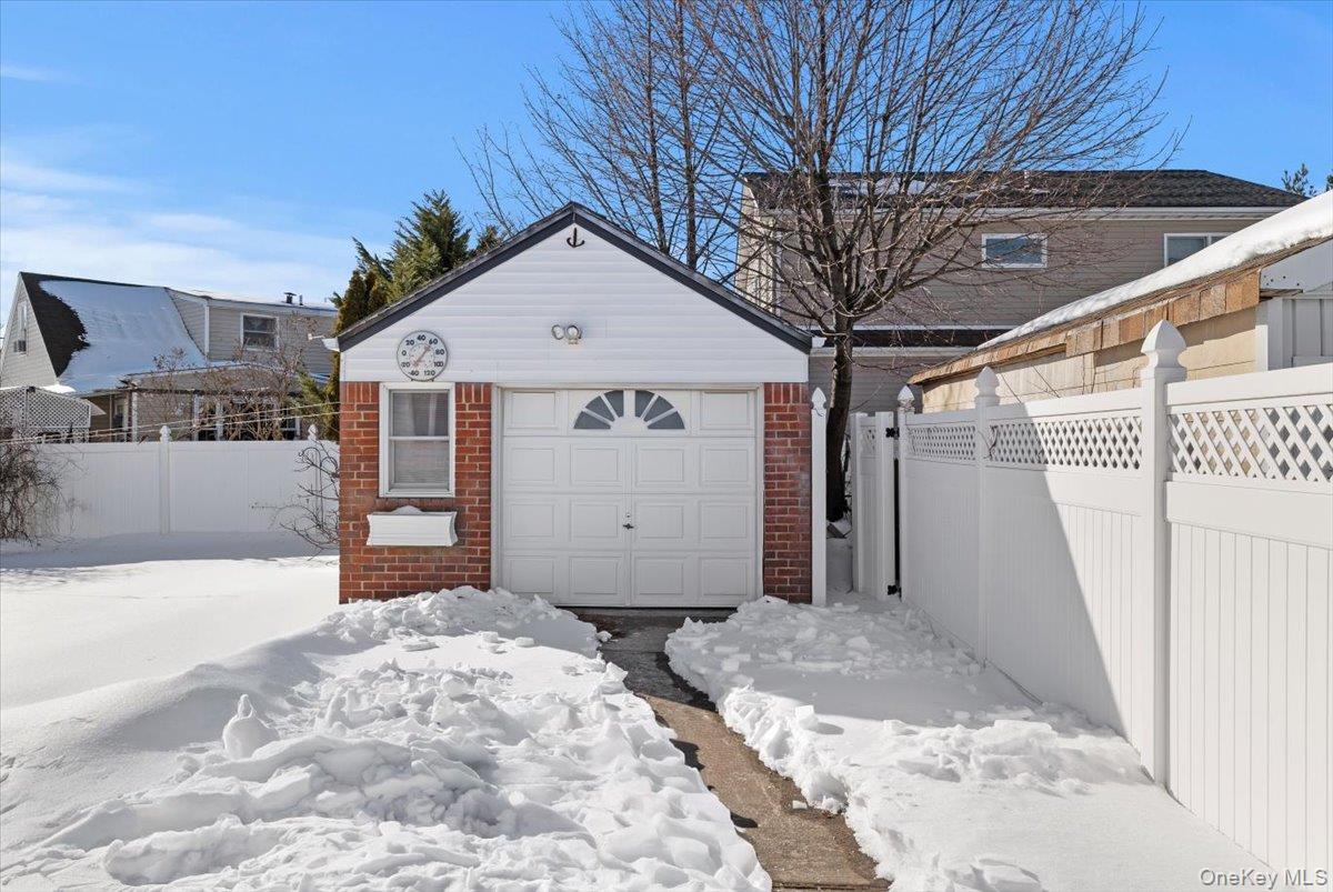 #3 photo, 119 S 6th Street, Bethpage , NY 11714