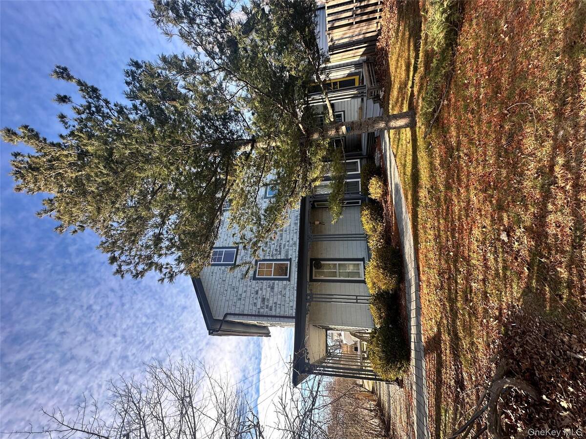 #17 photo, 744 Main Street, #2, Greenport , NY 11944