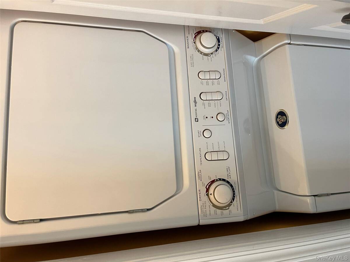 #10 photo, 77 Richmond Boulevard, #4A, Ronkonkoma , NY 11779