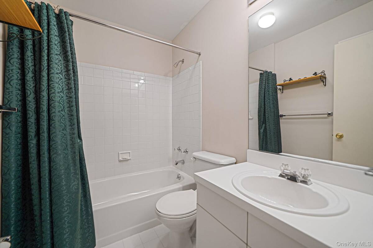 #16 photo, 18 Summerfield Circle, Central Islip , NY 11722