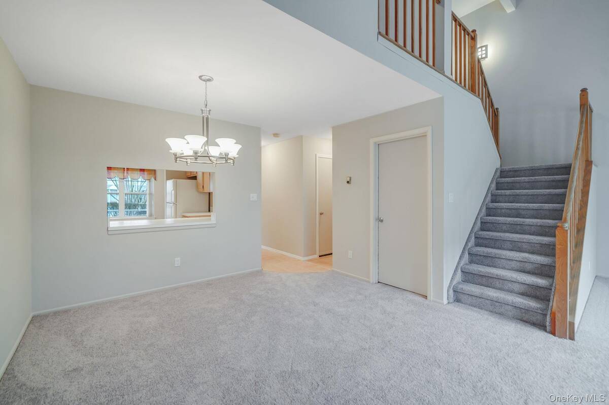 #9 photo, 18 Summerfield Circle, Central Islip , NY 11722