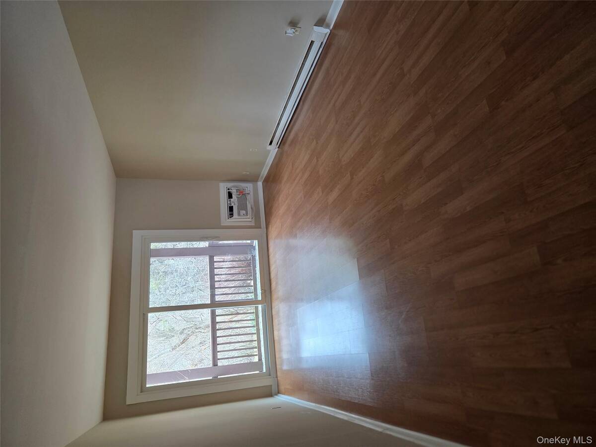 #1 photo, 40-171 W 4th Street, Patchogue , NY 11772