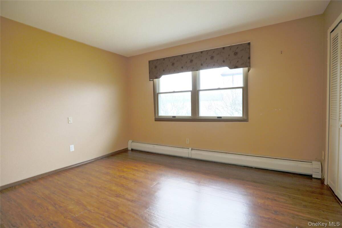 #16 photo, 18 Strathmore Village Drive, South Setauket , NY 11720