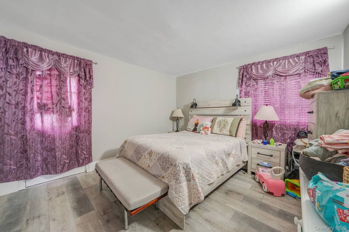 #18 photo, 83 Revilo Avenue, Shirley , NY 11967