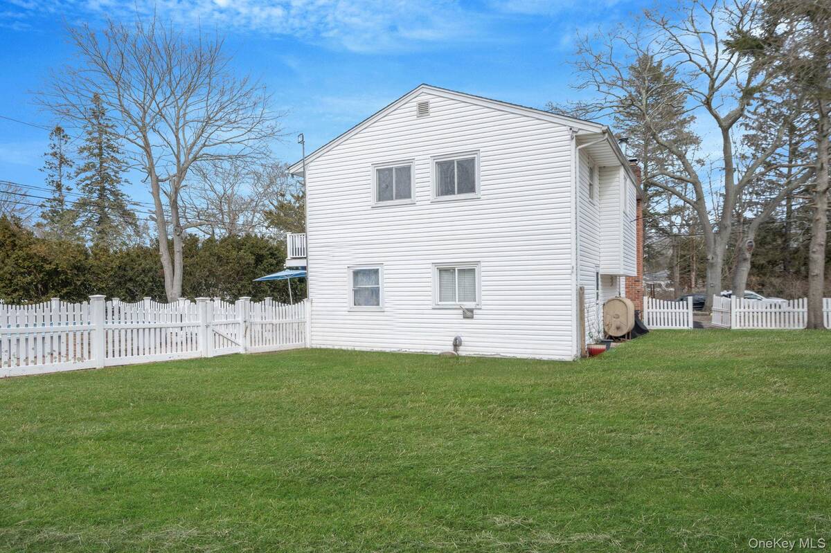 #24 photo, 83 Revilo Avenue, Shirley , NY 11967