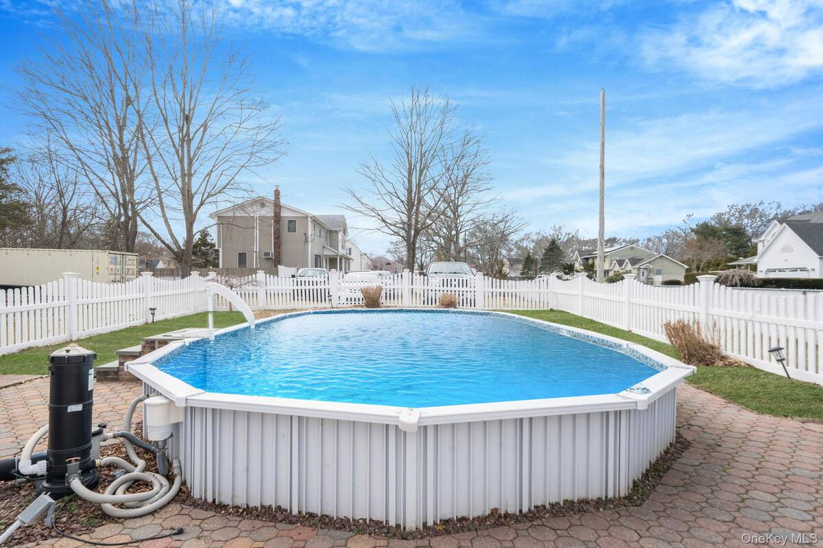 #29 photo, 83 Revilo Avenue, Shirley , NY 11967