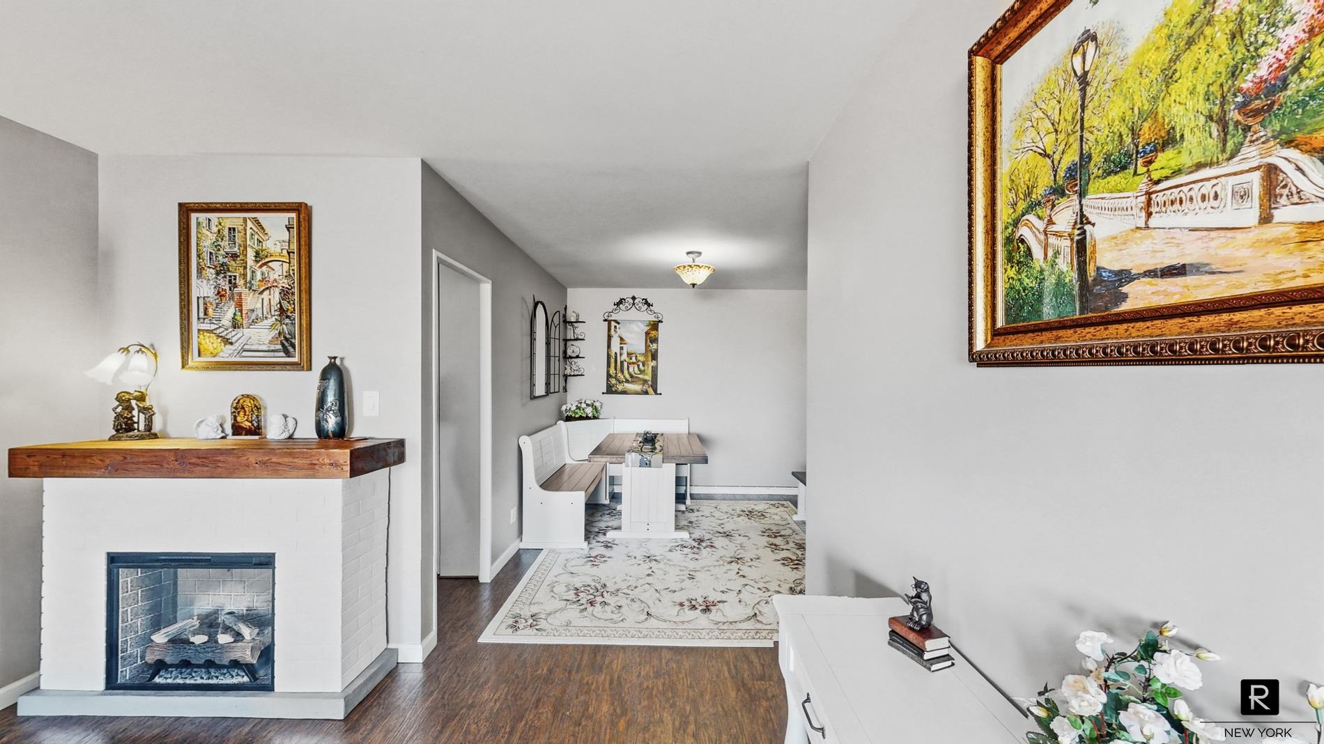 #4 photo, 1020 Grand Concourse, ब्रोंक्स Concourse , NY 10451