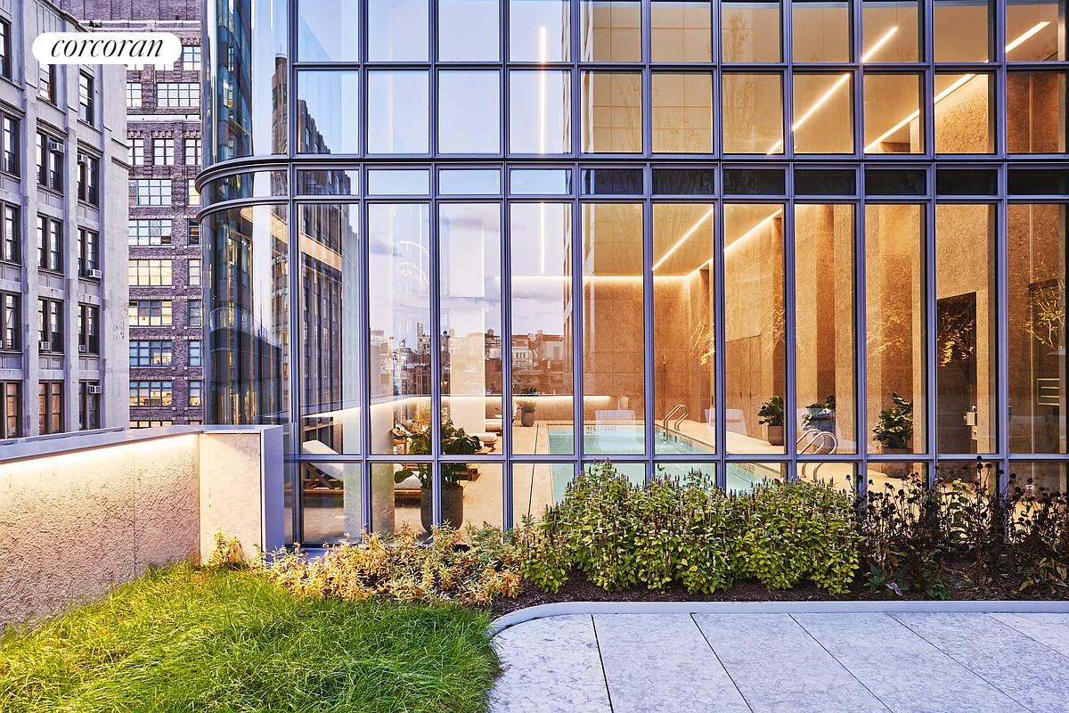 #14 photo, 565 BROOME Street, Hudson Square , NY 10013