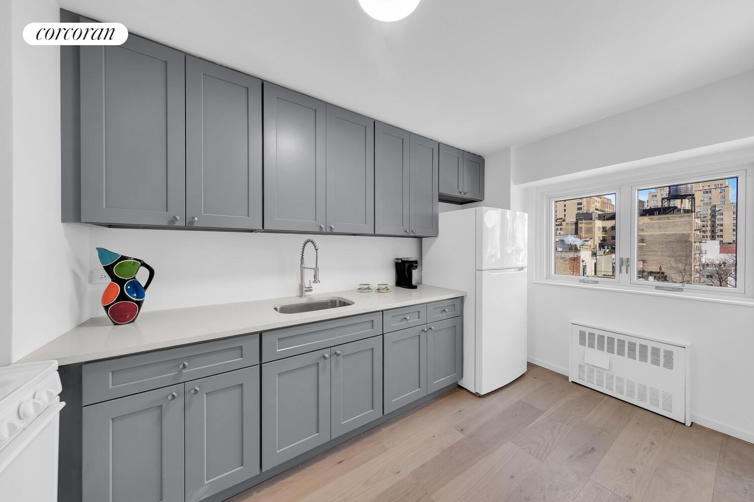 #1 photo, 609 COLUMBUS Avenue, ম্যানহাটন Upper West Side , NY 10024