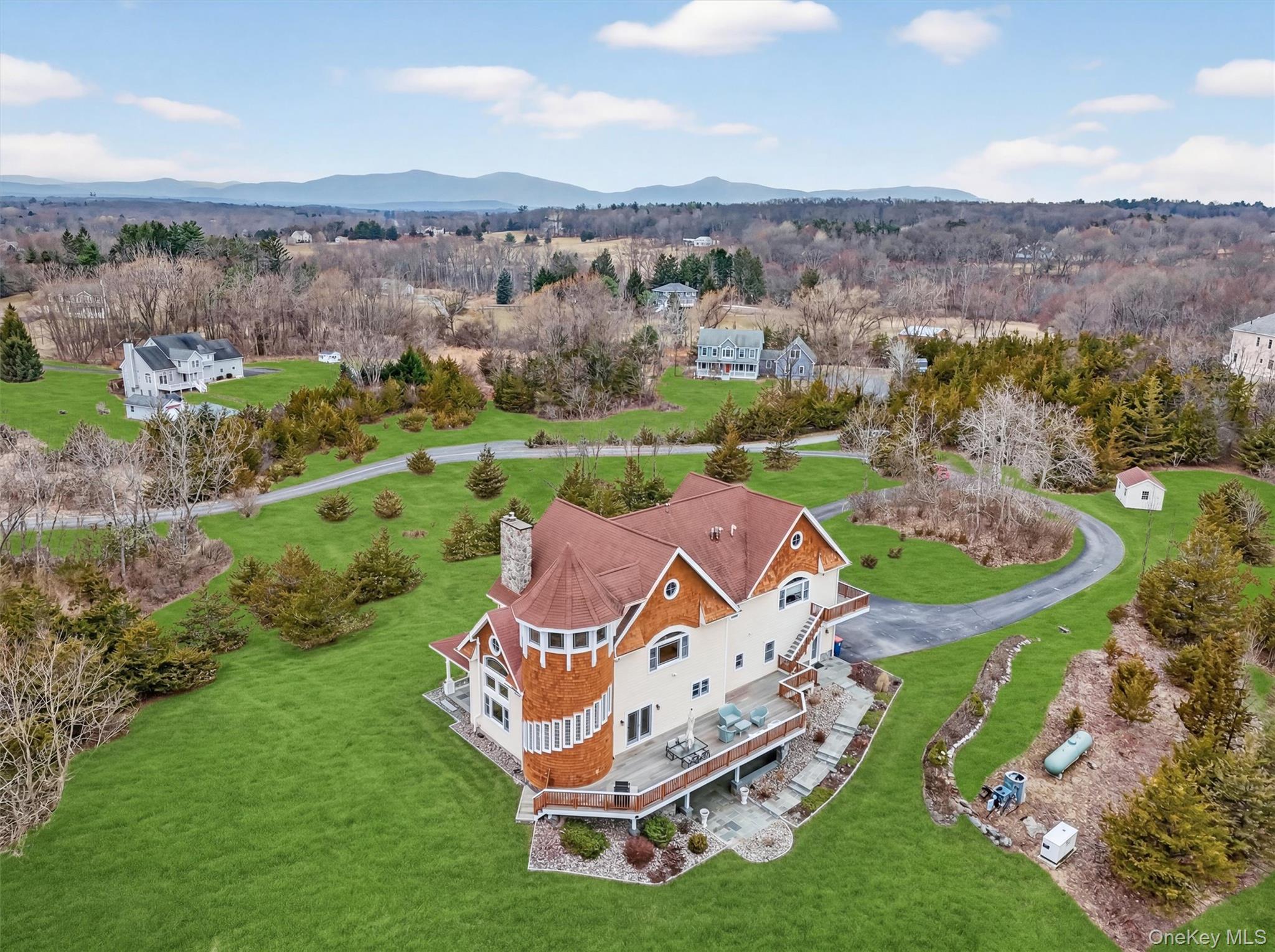 #4 photo, 48 Eastview Lane, Red Hook , NY 12571