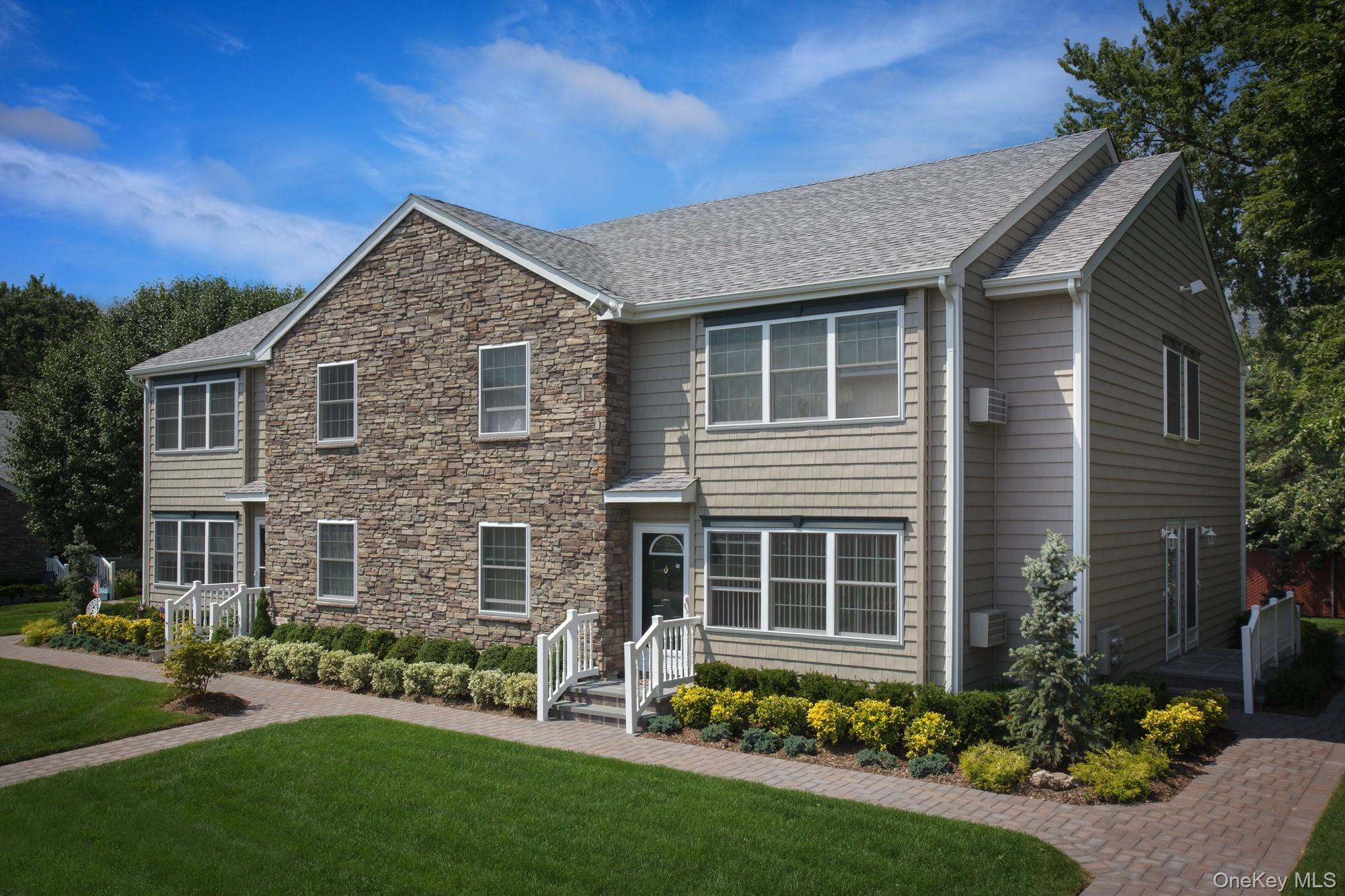 #1 photo, 99 Prospect Street, Babylon , NY 11702