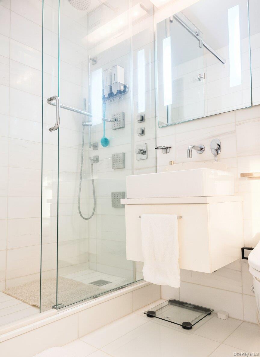 #10 photo, 138-10 Franklin Avenue, Flushing , NY 11355