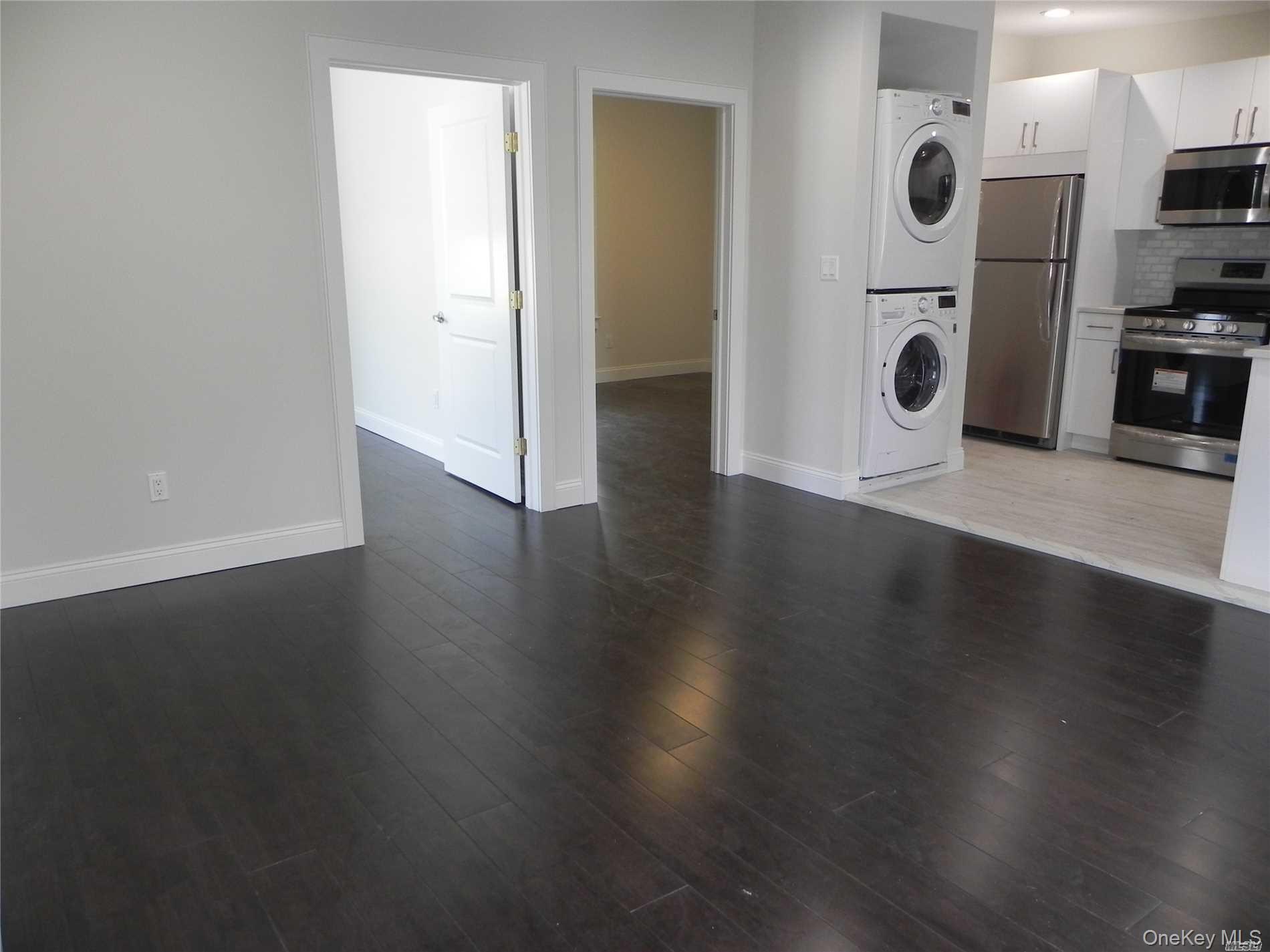 #8 photo, 3 Bryant Avenue, Roslyn , NY 11576