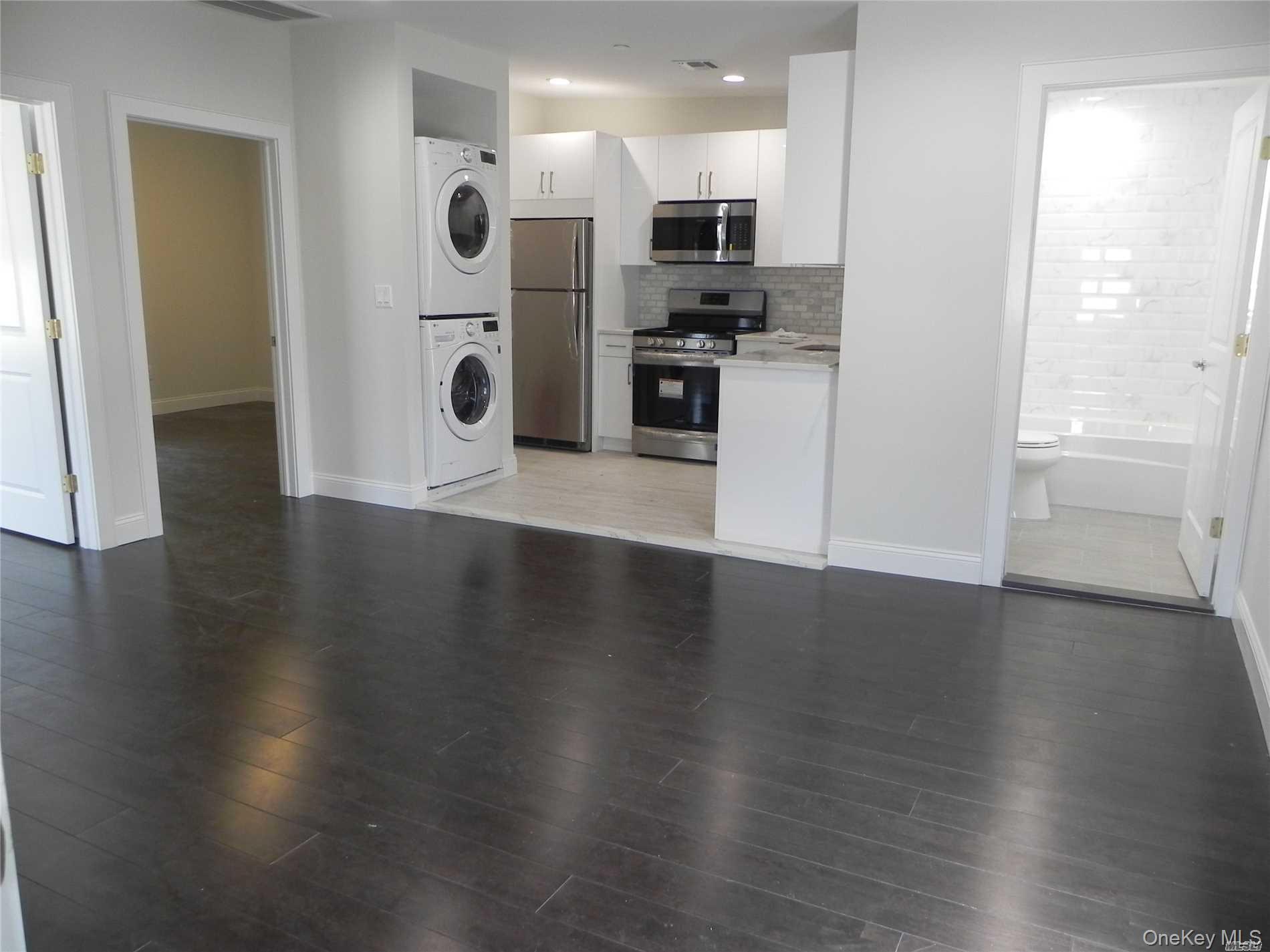 #9 photo, 3 Bryant Avenue, Roslyn , NY 11576