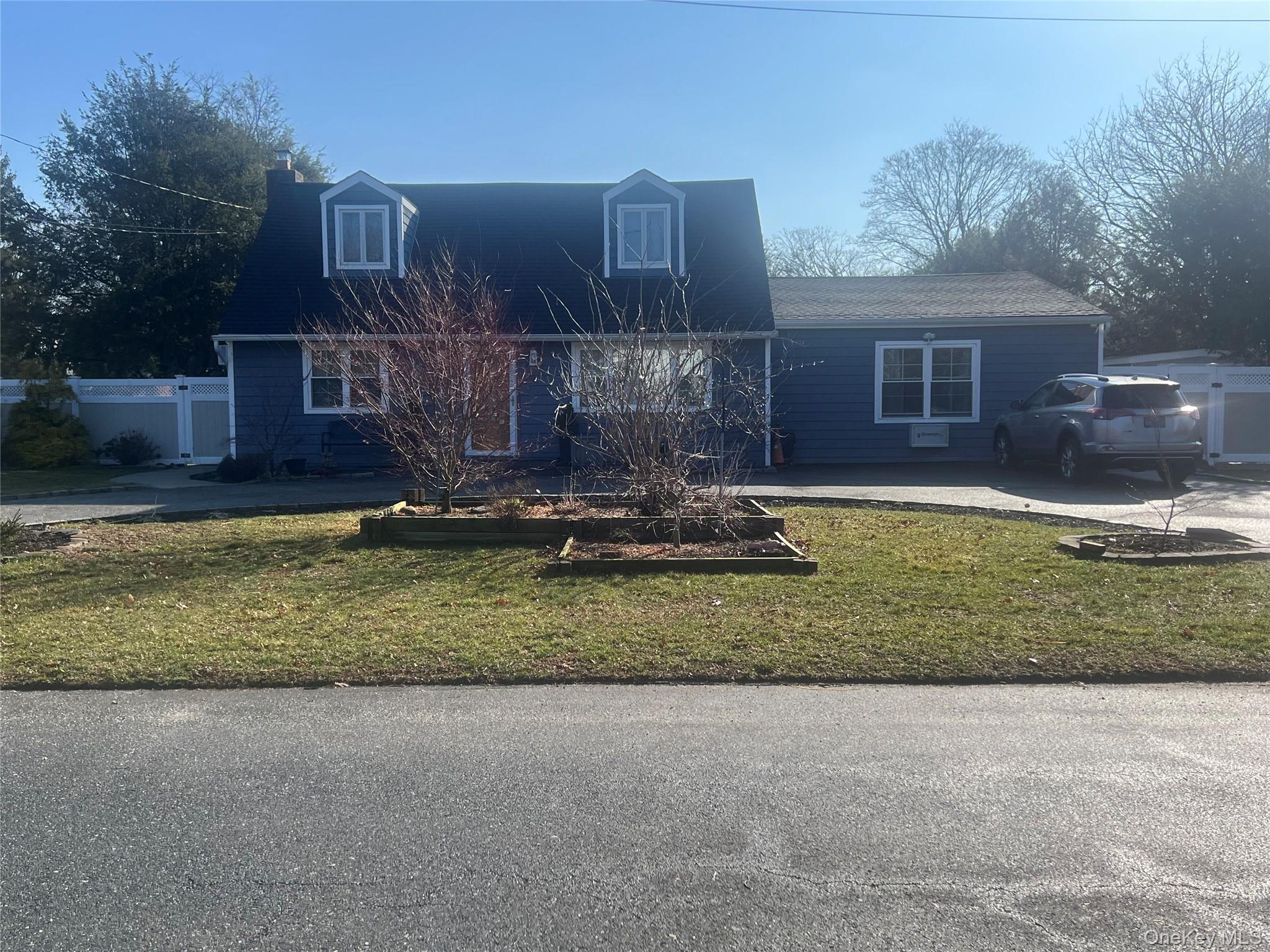 #1 photo, 1659 Lincoln Avenue, Bohemia , NY 11716