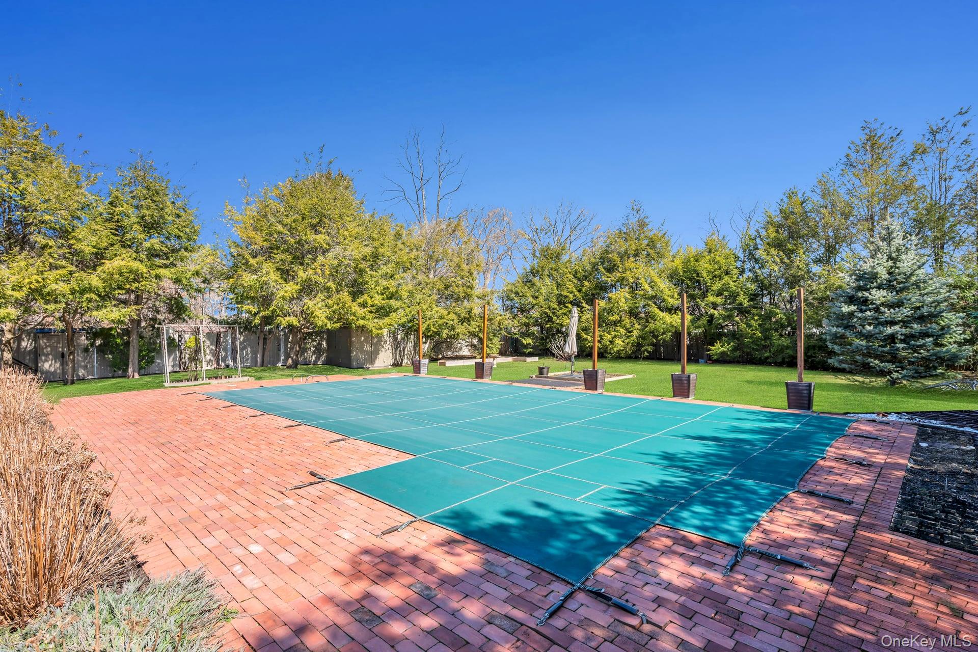 #10 photo, 1659 Lincoln Avenue, Bohemia , NY 11716